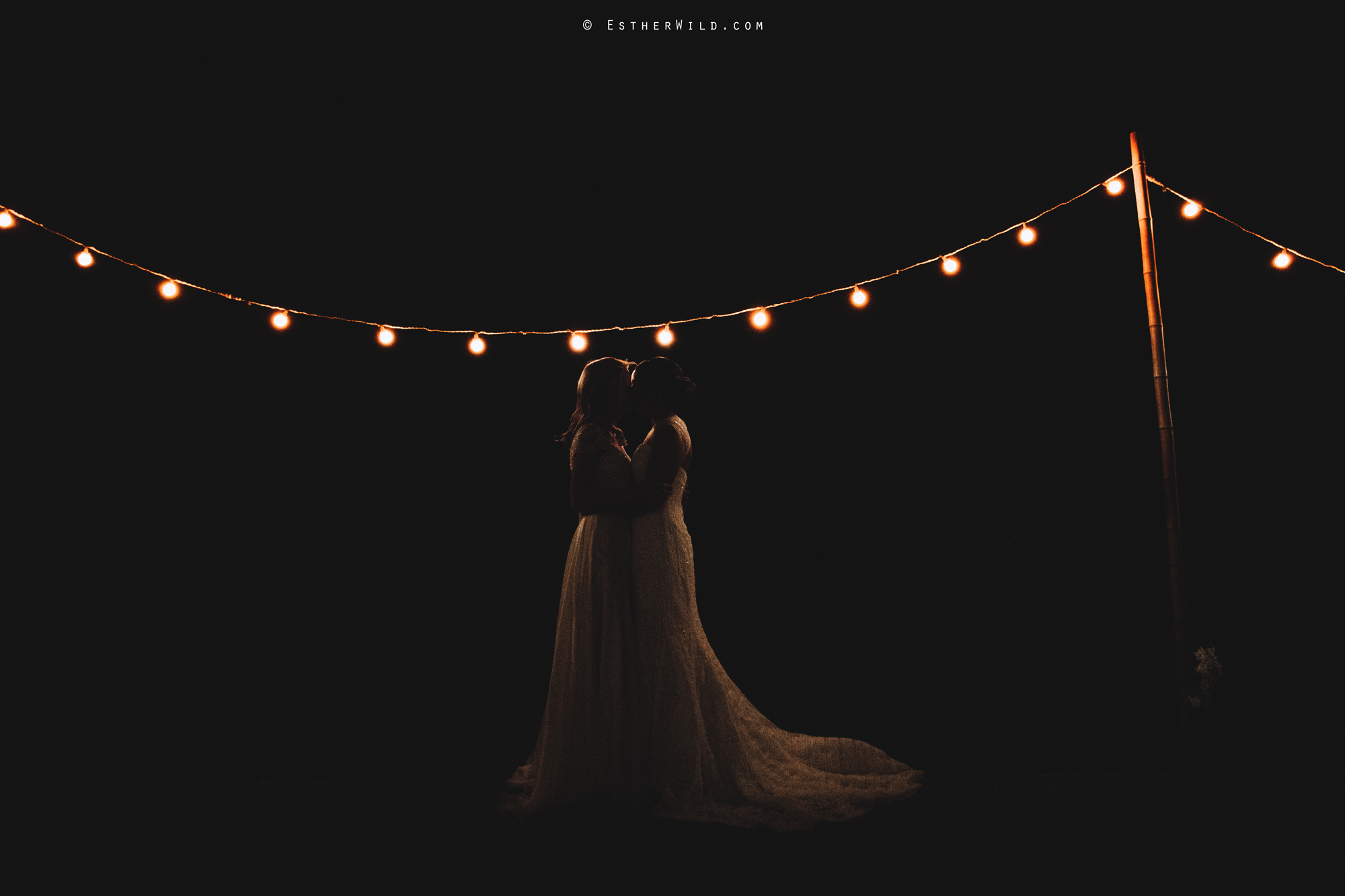 Elms_Barn_Weddings_Suffolk_Photographer_Copyright_Esther_Wild_IMG_3103.jpg