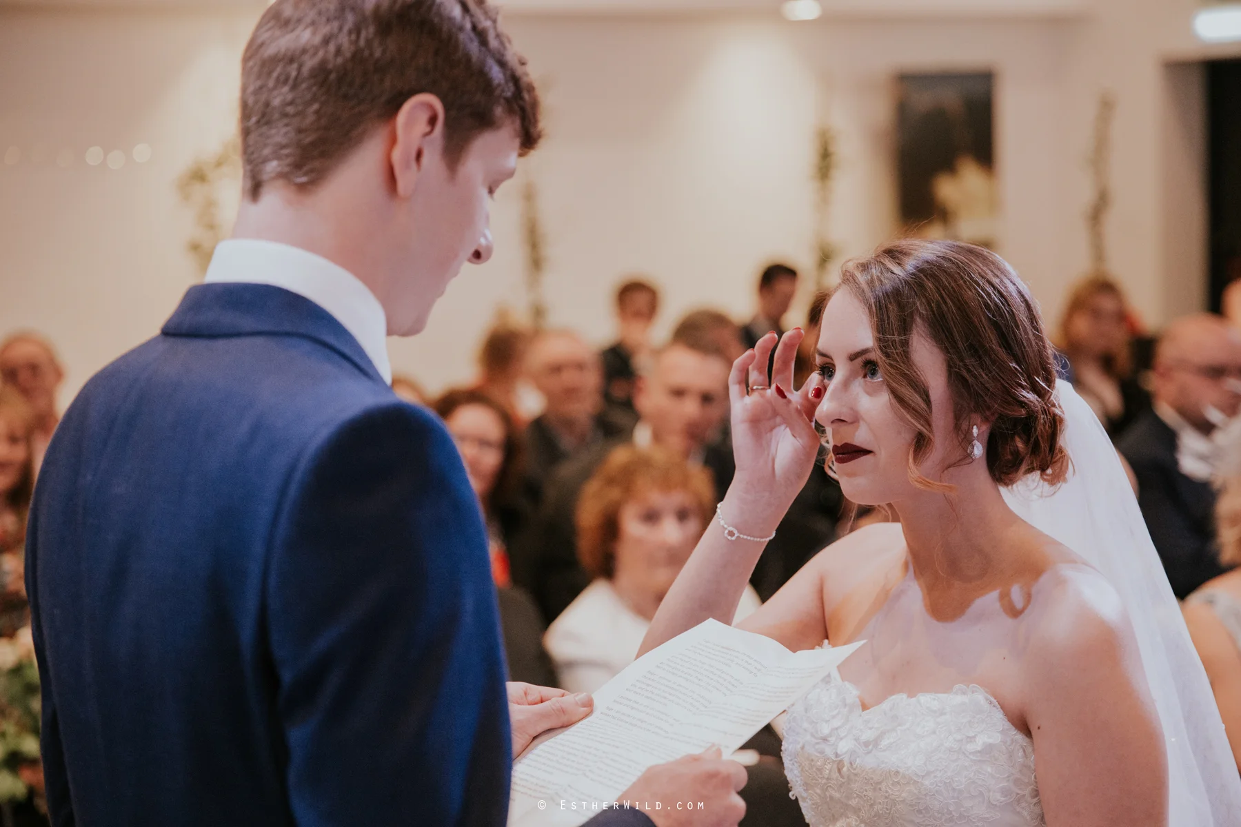 Glebe_Farm_Barn_Rustic_Norfolk_Wedding_Esther_Wild_Photographer_Copyright_IMG_0991.jpg