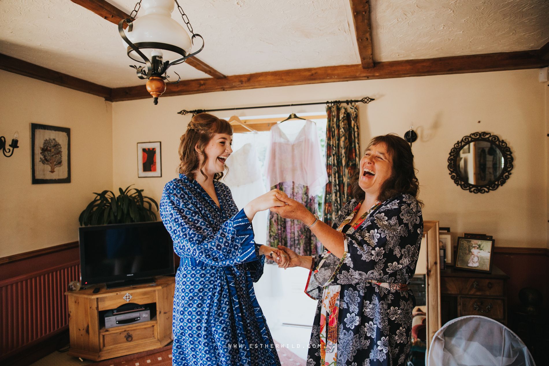 The_Red_Barn_Wedding_Kings_Lynn_Norfolk_IMG_0106.jpg