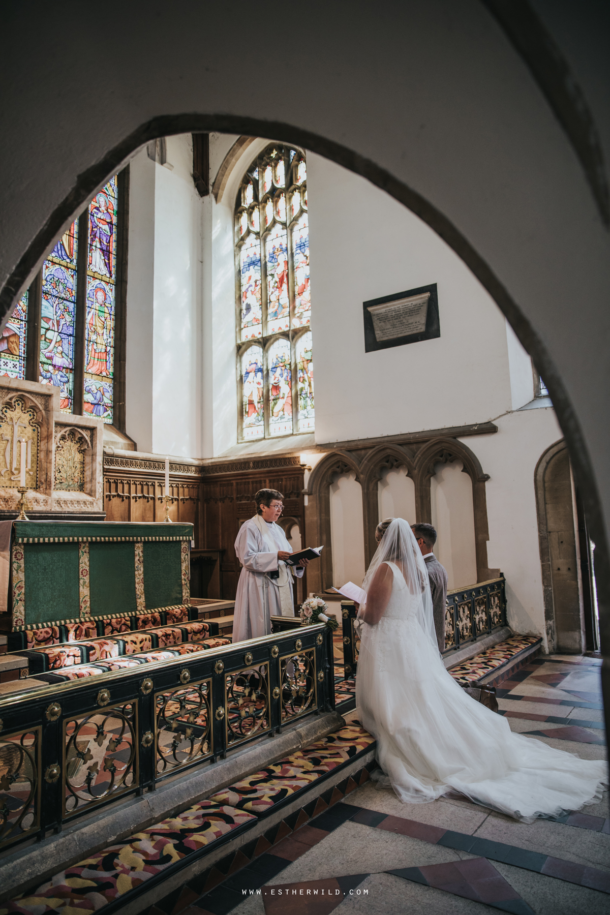 Swaffham_Wedding_Castle_Acre_Norfolk_Esther_Wild_Photographer_Wedding_Photography_3R8A0915.jpg