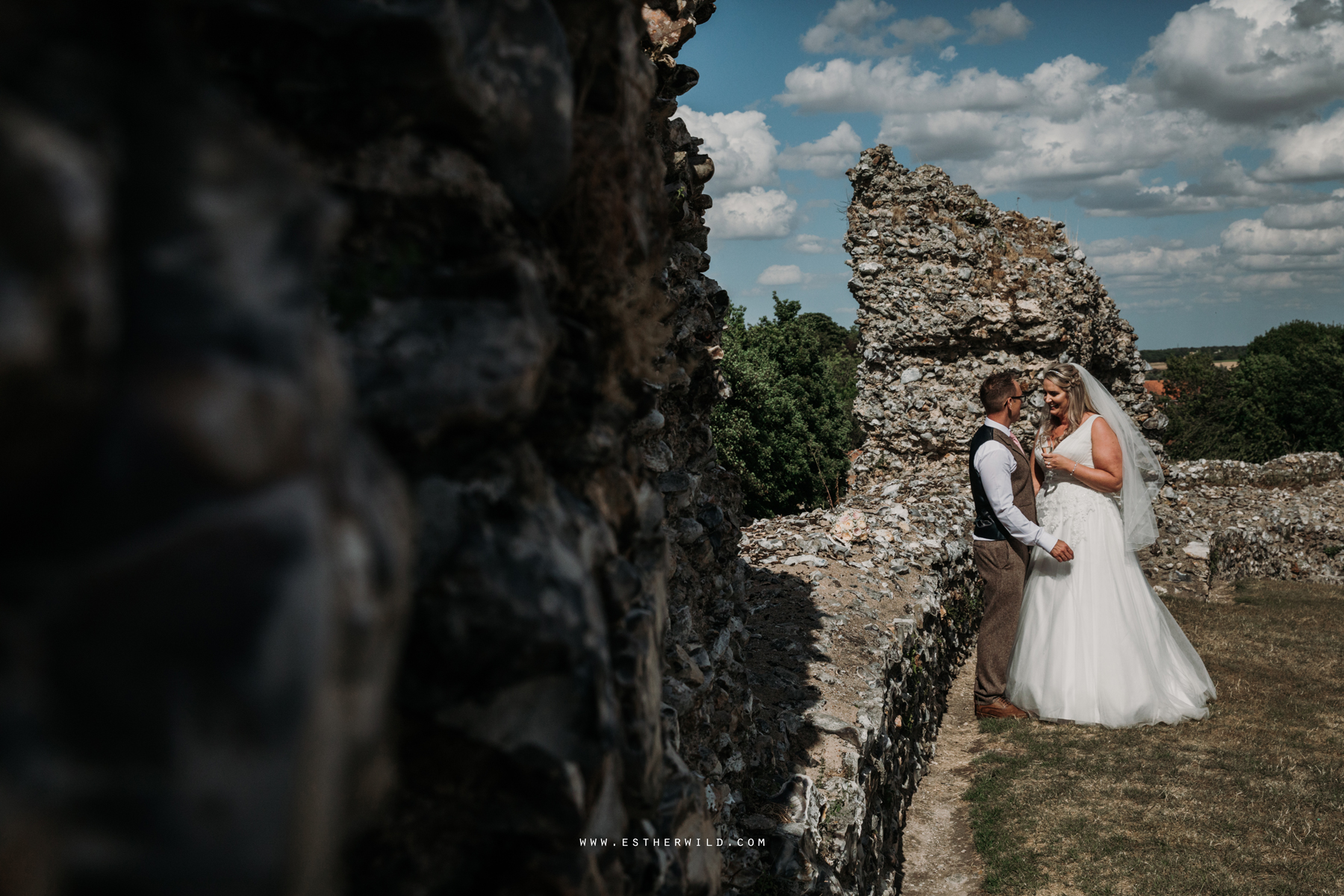 Swaffham_Wedding_Castle_Acre_Norfolk_Esther_Wild_Photographer_Wedding_Photography_3R8A1399.jpg