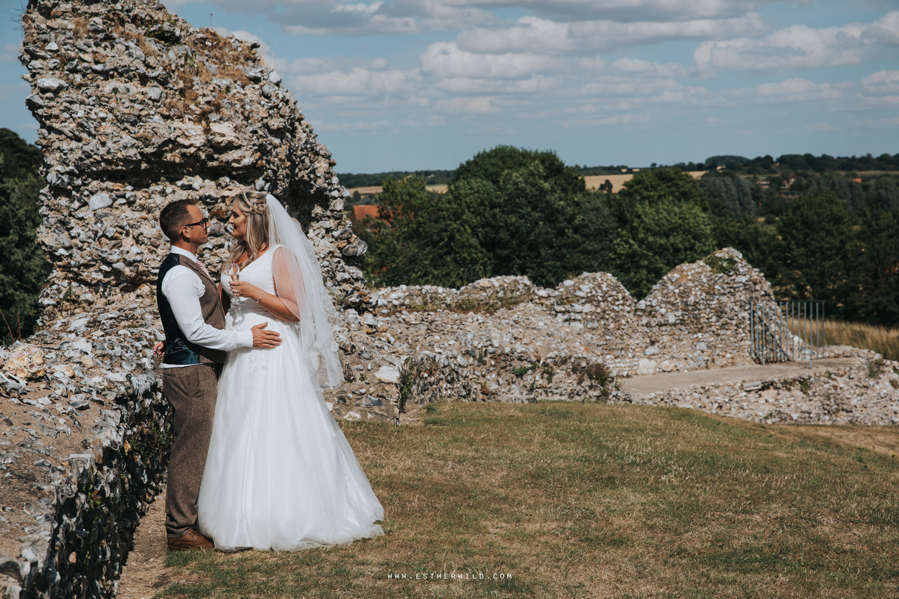 Swaffham_Wedding_Castle_Acre_Norfolk_Esther_Wild_Photographer_Wedding_Photography_3R8A1403.jpg
