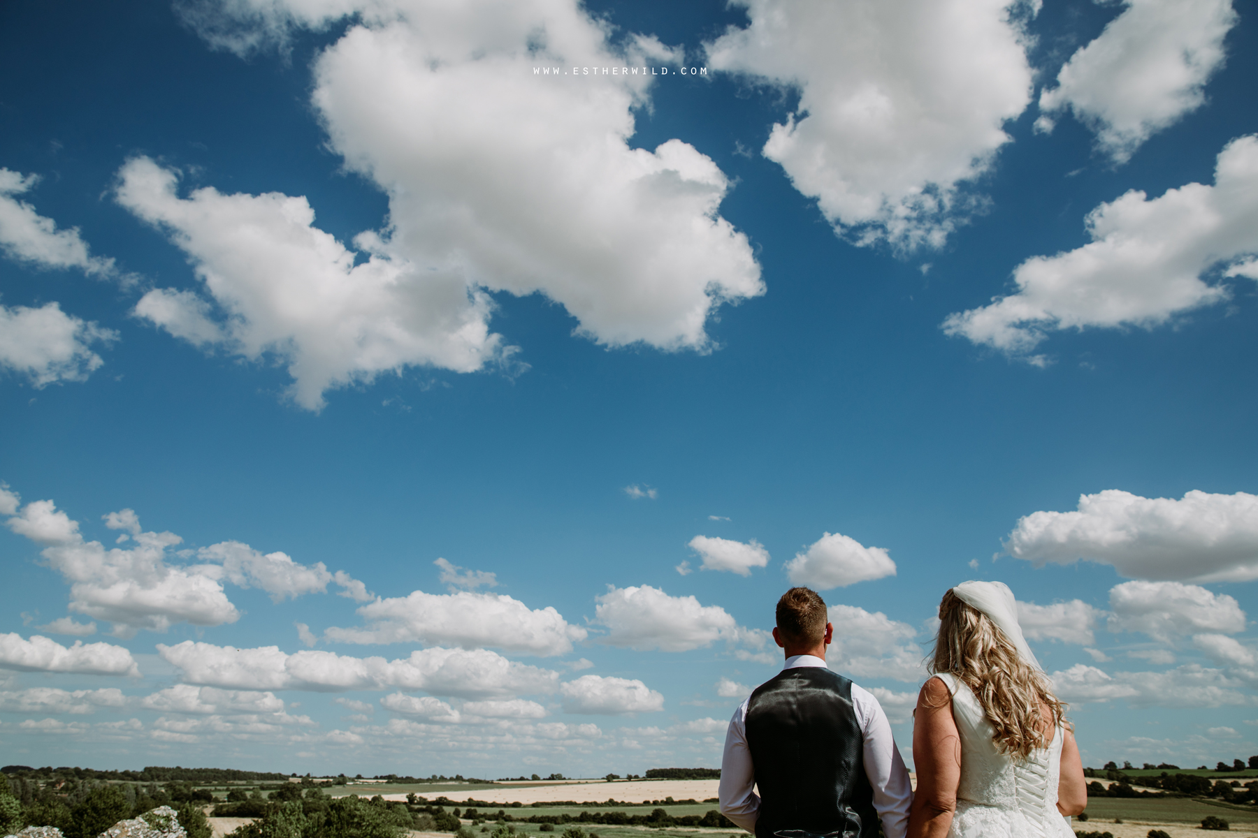 Swaffham_Wedding_Castle_Acre_Norfolk_Esther_Wild_Photographer_Wedding_Photography_3R8A1423.jpg