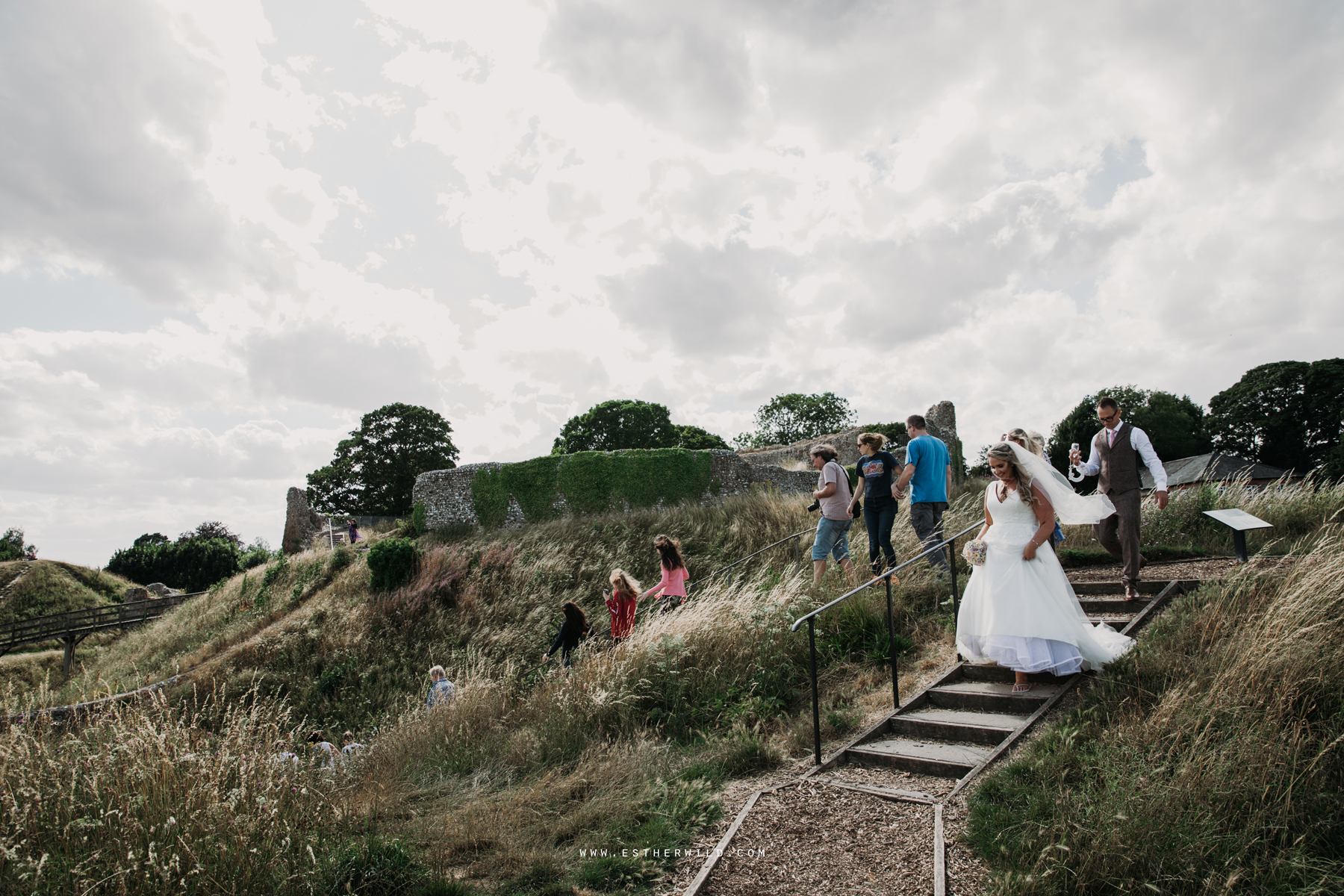 Swaffham_Wedding_Castle_Acre_Norfolk_Esther_Wild_Photographer_Wedding_Photography_3R8A1490.jpg