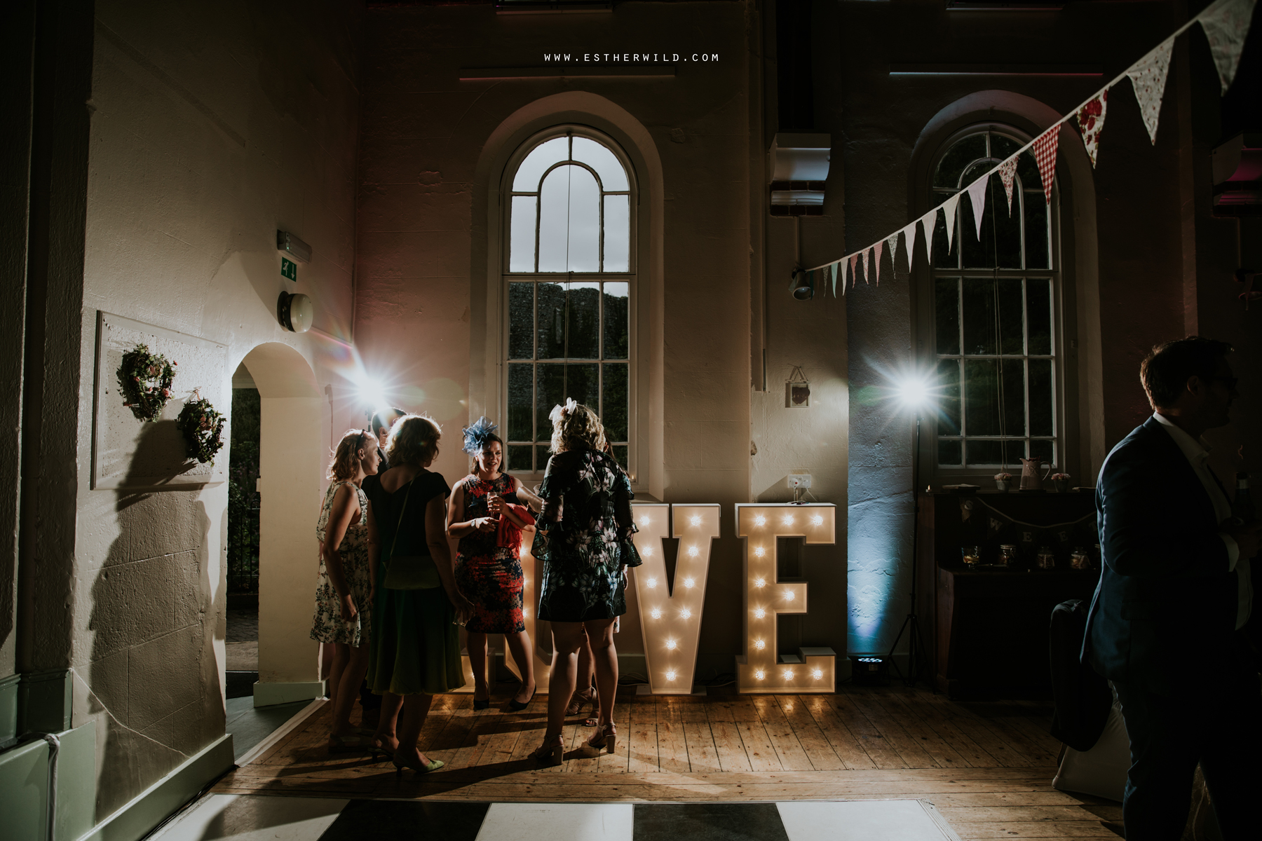 Swaffham_Wedding_Castle_Acre_Norfolk_Esther_Wild_Photographer_Wedding_Photography_3R8A2125.jpg