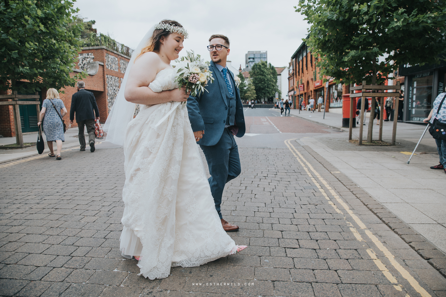 Norwich_Castle_Arcade_Grosvenor_Chip_Birdcage_Cathedral_Cloisters_Refectory_Wedding_Photography_Esther_Wild_Photographer_Norfolk_Kings_Lynn_3R8A1245.jpg