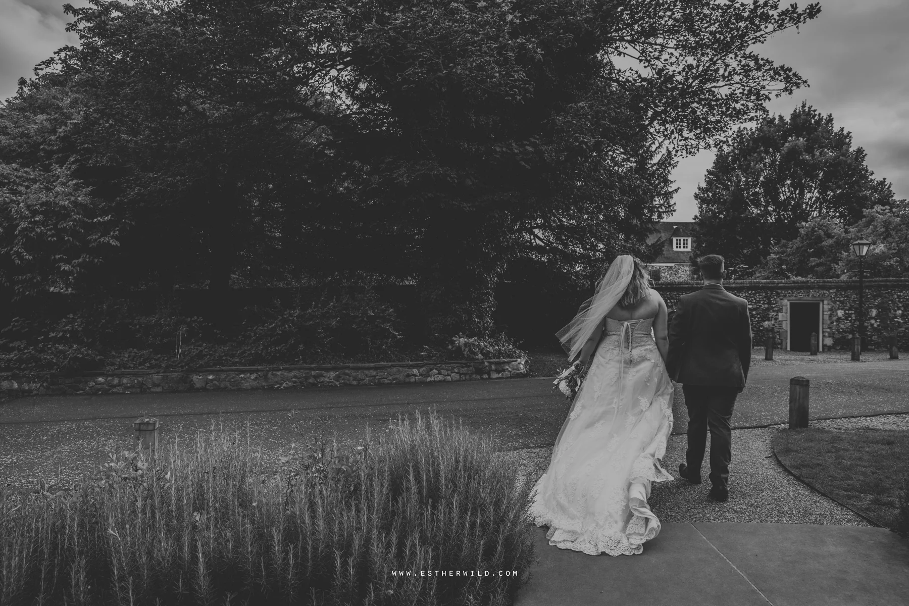 Norwich_Castle_Arcade_Grosvenor_Chip_Birdcage_Cathedral_Cloisters_Refectory_Wedding_Photography_Esther_Wild_Photographer_Norfolk_Kings_Lynn_3R8A1942.jpg