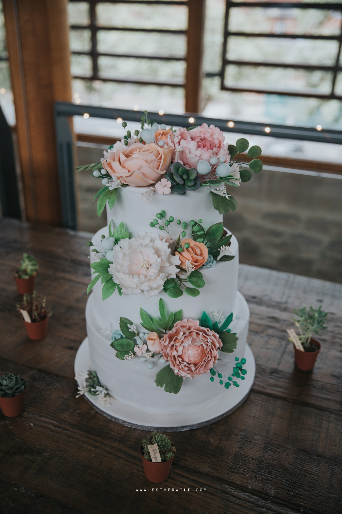 Norwich_Castle_Arcade_Grosvenor_Chip_Birdcage_Cathedral_Cloisters_Refectory_Wedding_Photography_Esther_Wild_Photographer_Norfolk_Kings_Lynn_3R8A2129.jpg