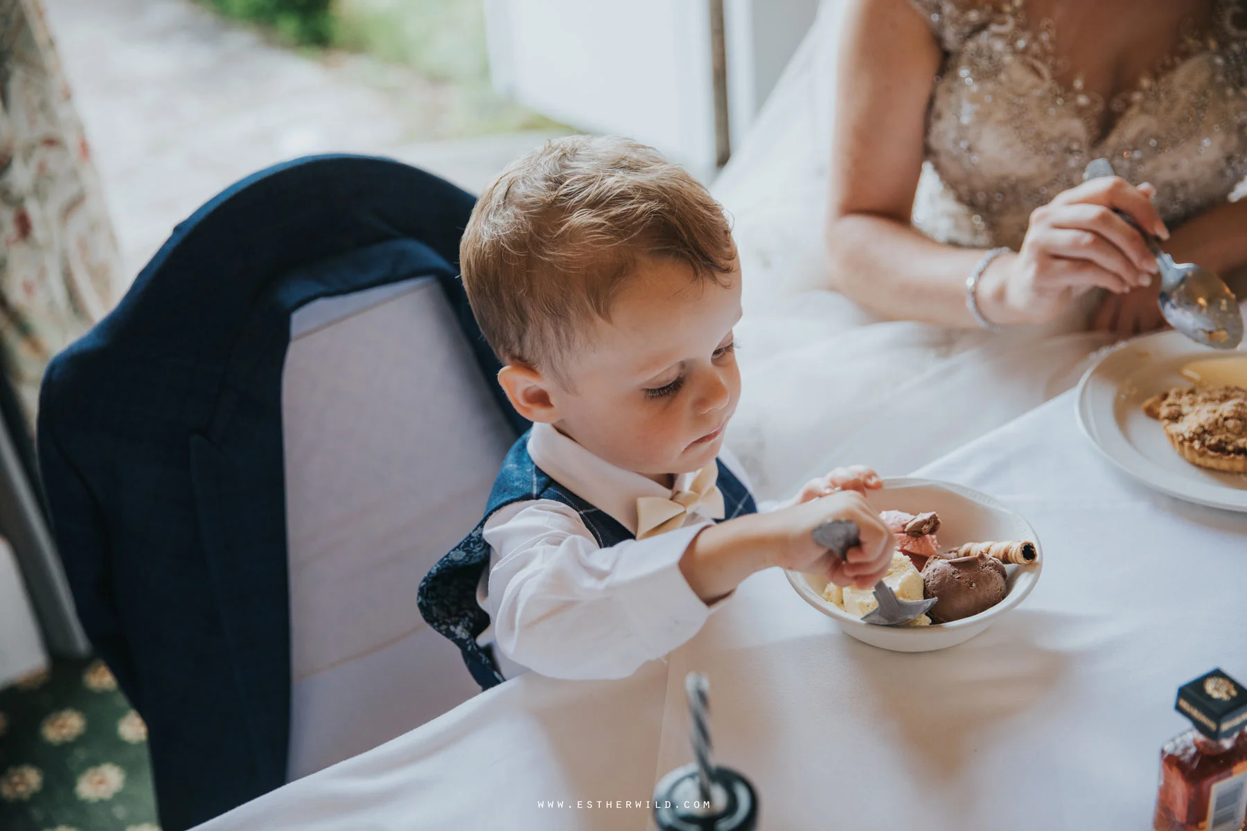 Lynford_Hall_Wedding_Thetford_Mundford_Esther_Wild_Photographer_IMG_2248.jpg