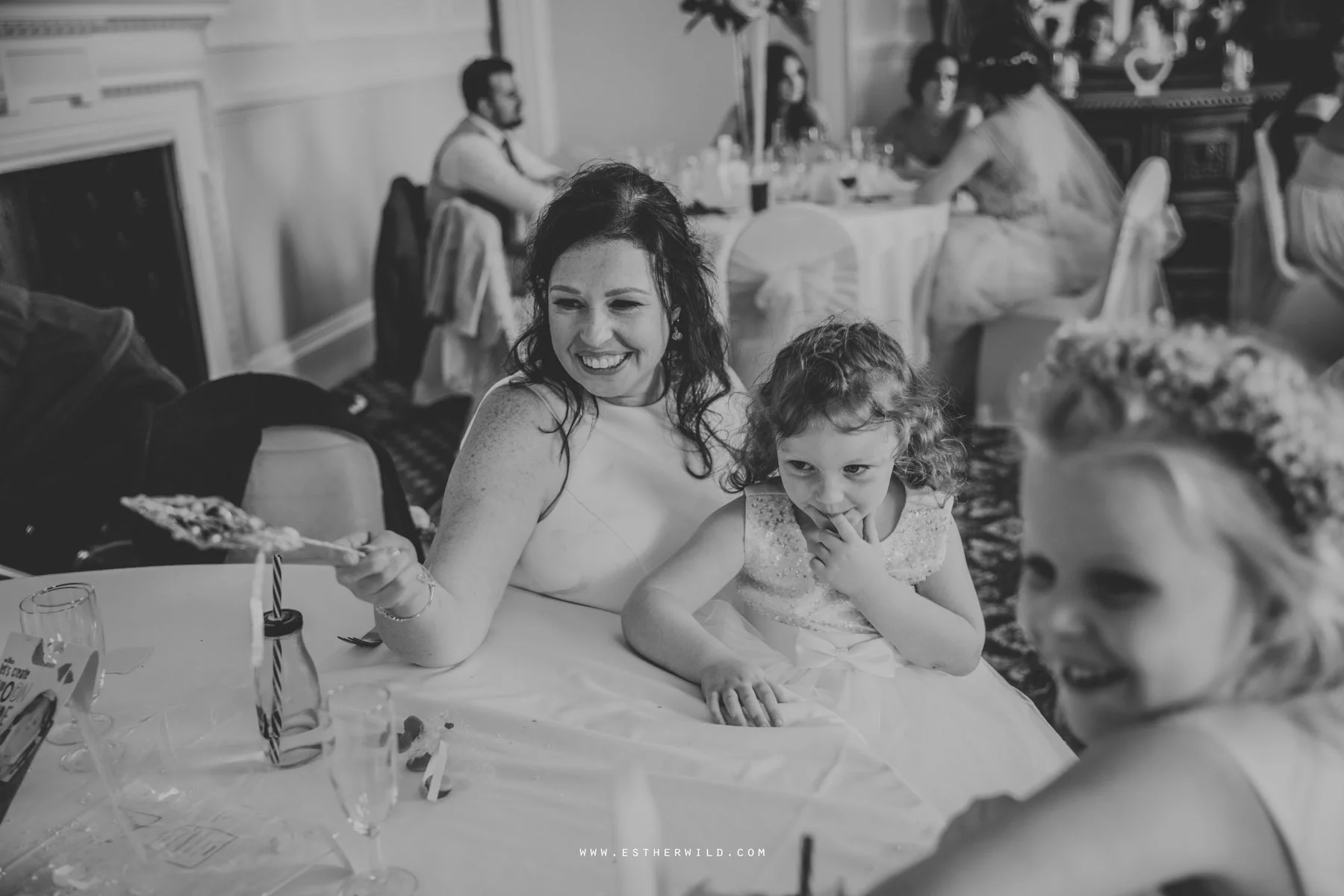 Lynford_Hall_Wedding_Thetford_Mundford_Esther_Wild_Photographer_IMG_2397-2.jpg