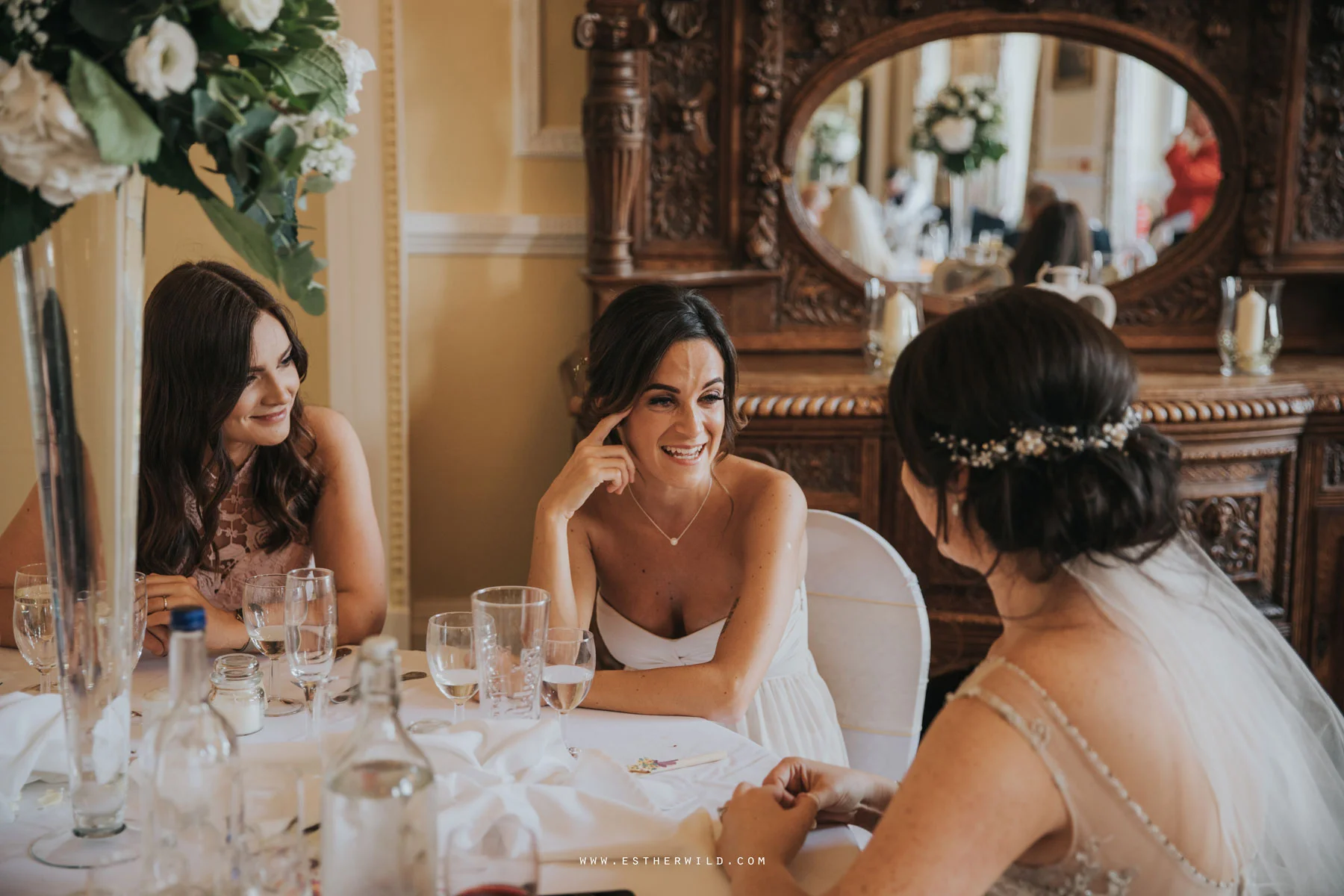 Lynford_Hall_Wedding_Thetford_Mundford_Esther_Wild_Photographer_IMG_2403.jpg
