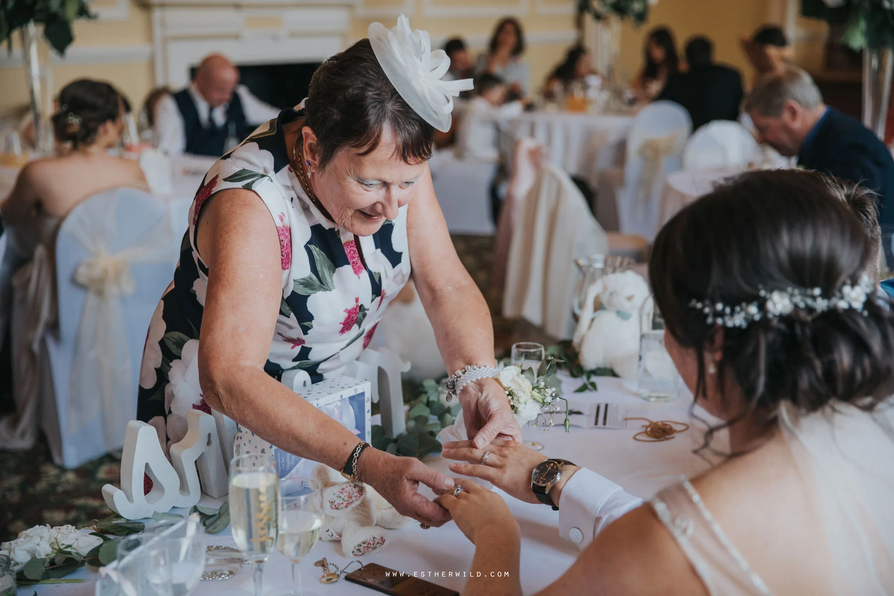 Lynford_Hall_Wedding_Thetford_Mundford_Esther_Wild_Photographer_IMG_2443.jpg