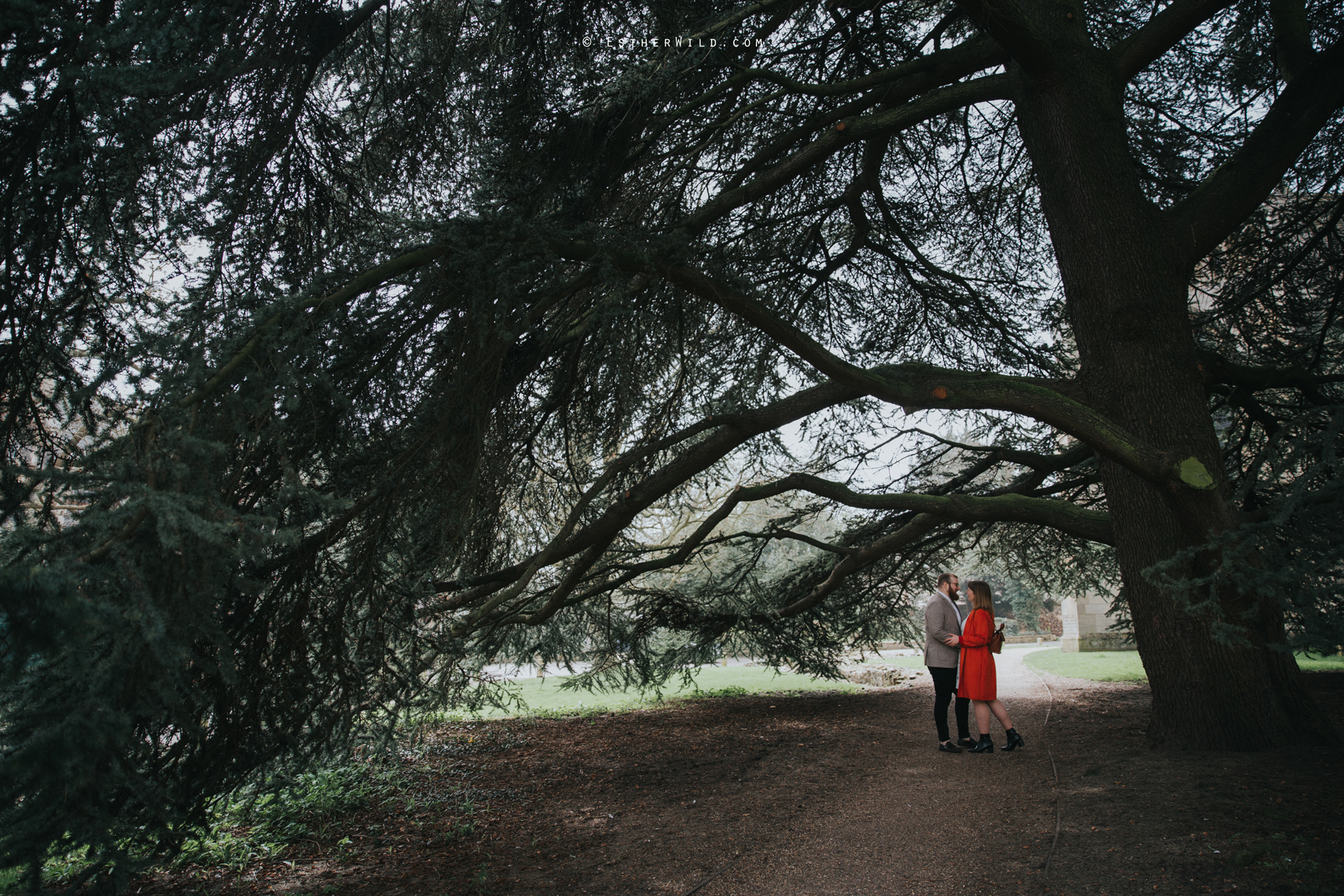 Norwich_Cathedral_Photo_Session_Engagement_Love_Pre-Wedding_IMG_3387.jpg