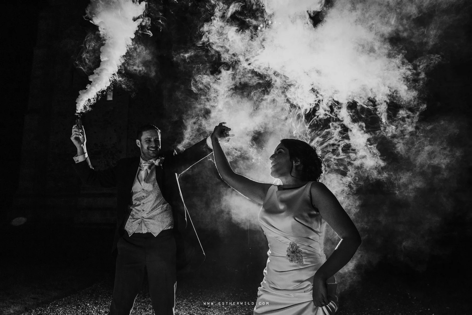 IMG_2830-2_Pentney_Abbey_Wedding_Norfolk.jpg