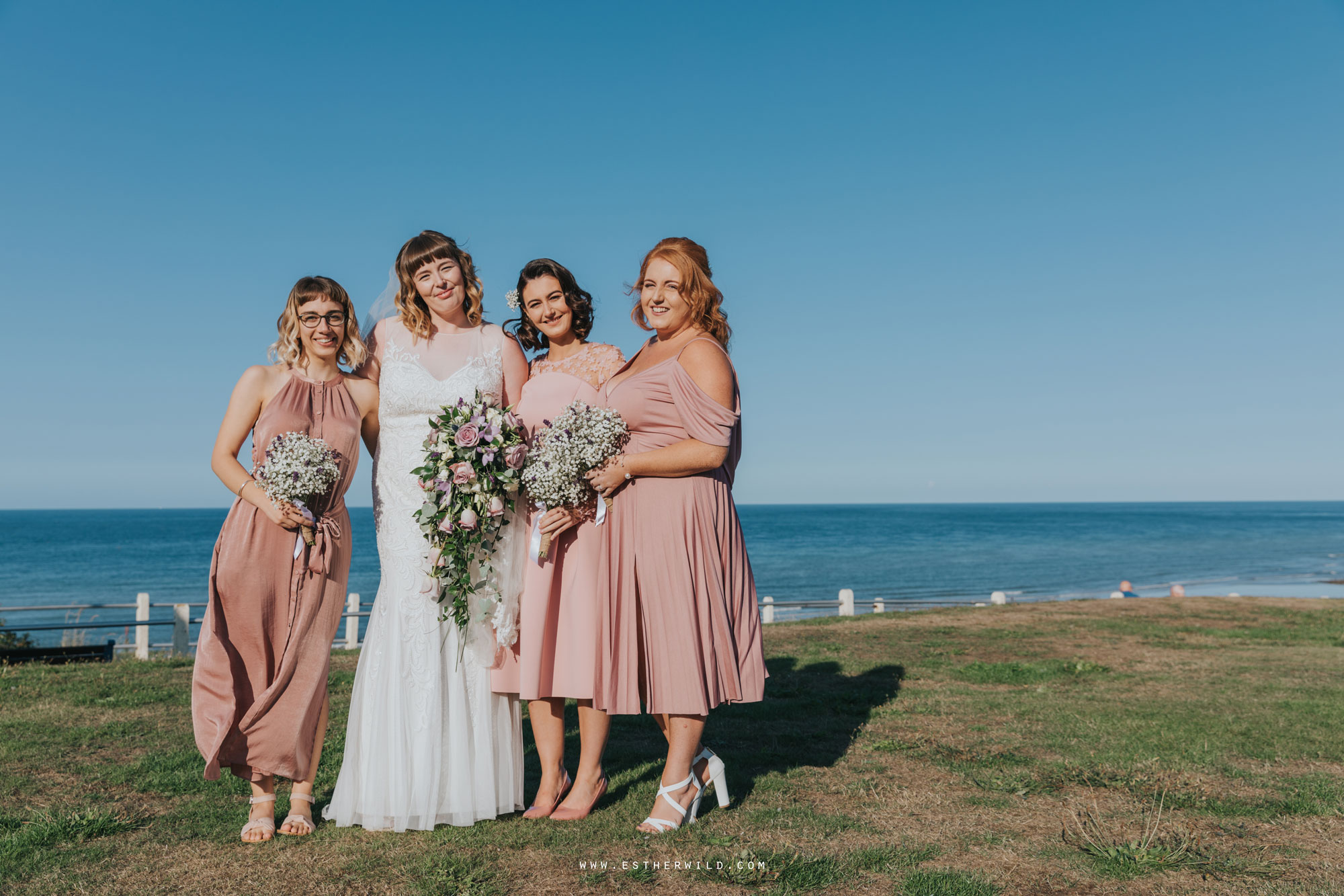 Cromer_Wedding_Beach_Outdoor_Ceremony_Norfolk_North_Lodge_Registry_Office_Rocket_House_Cafe_Cromer_Pier_IMG_4380.jpg