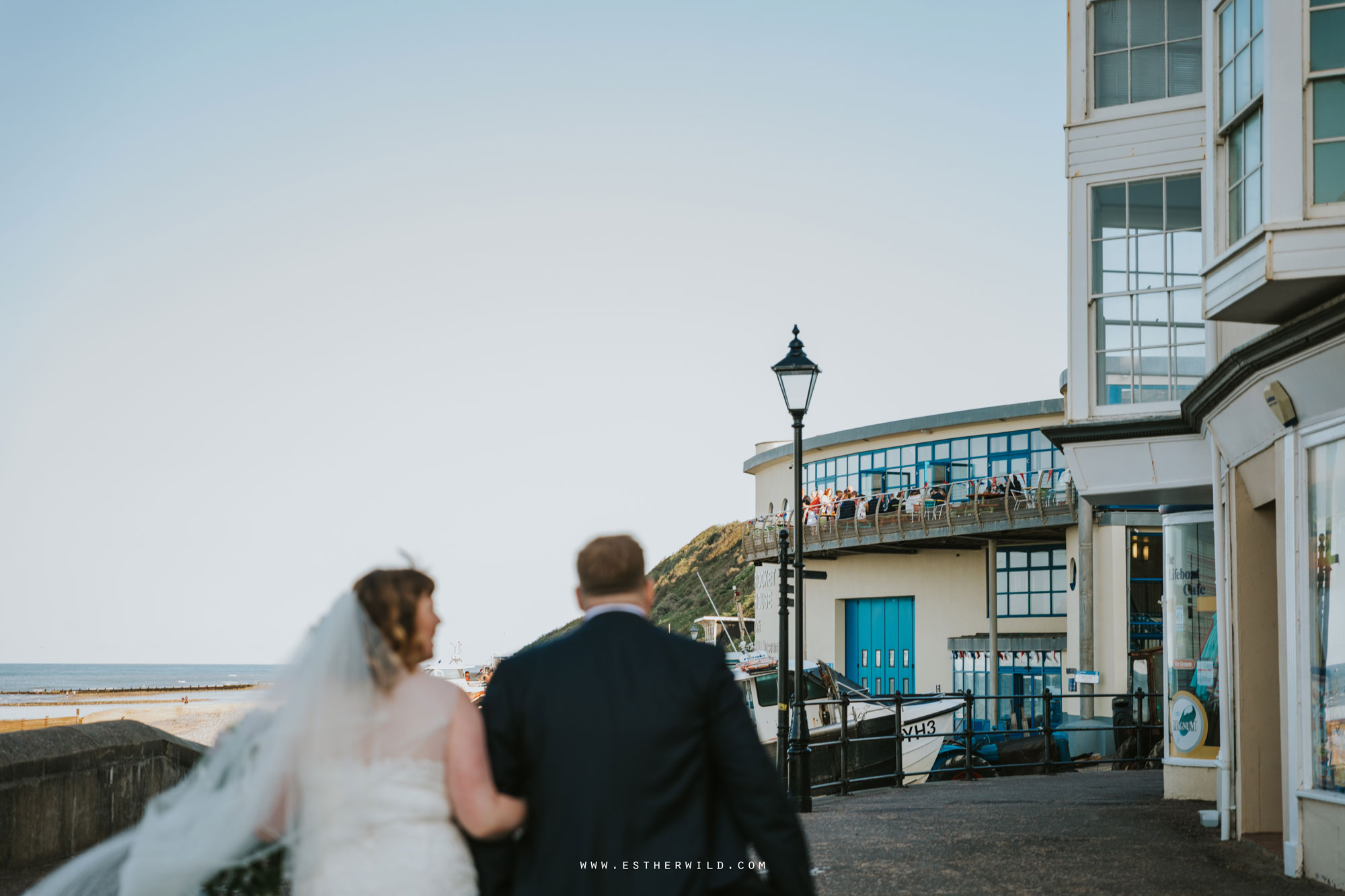 Cromer_Wedding_Beach_Outdoor_Ceremony_Norfolk_North_Lodge_Registry_Office_Rocket_House_Cafe_Cromer_Pier_IMG_4739.jpg