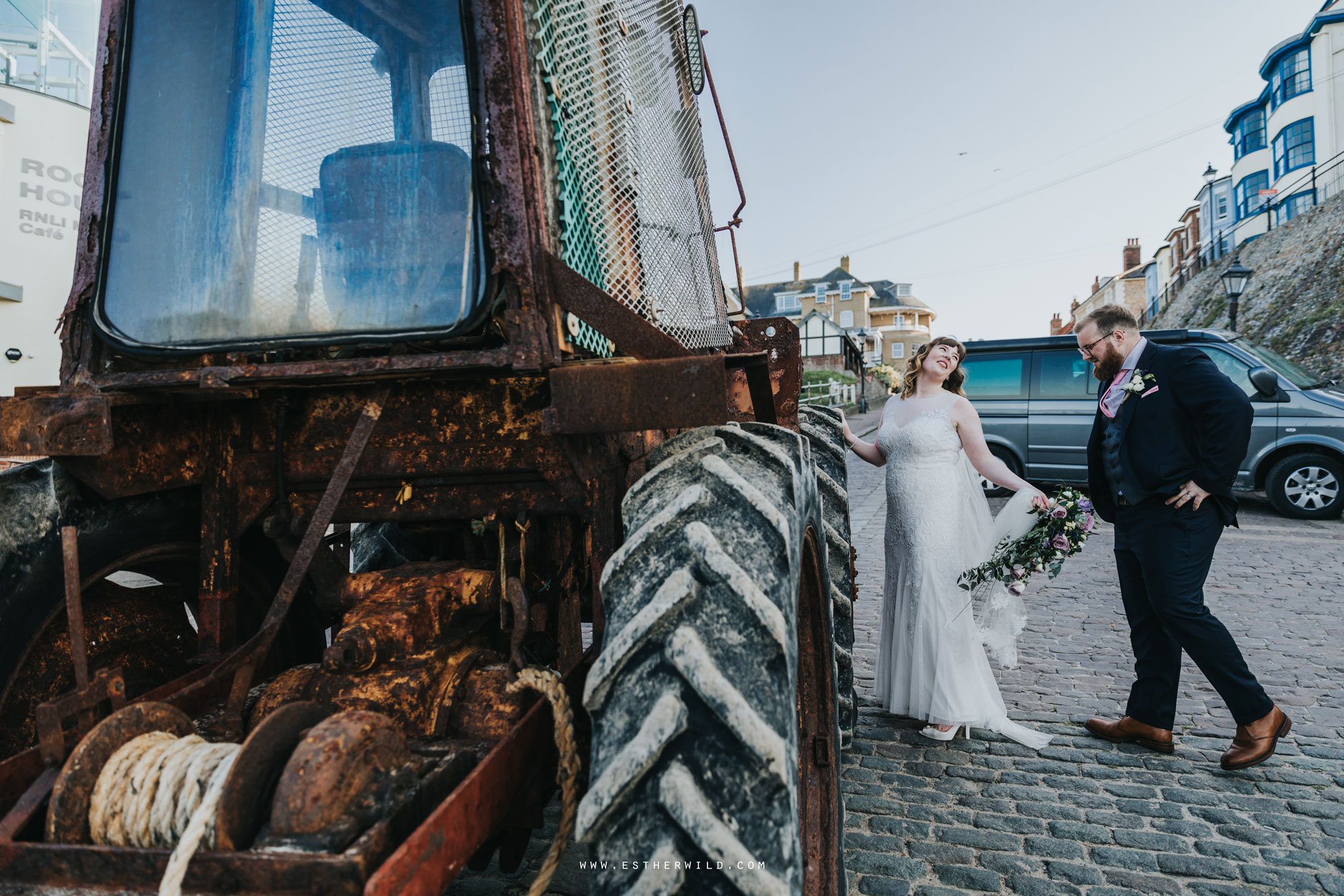 Cromer_Wedding_Beach_Outdoor_Ceremony_Norfolk_North_Lodge_Registry_Office_Rocket_House_Cafe_Cromer_Pier_IMG_4751.jpg
