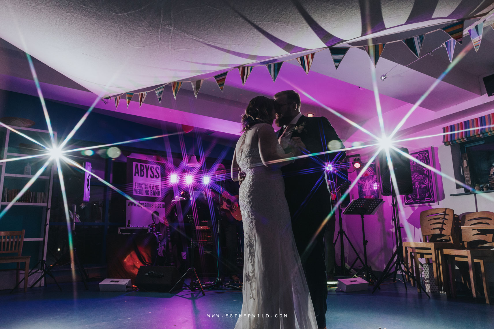 Cromer_Wedding_Beach_Outdoor_Ceremony_Norfolk_North_Lodge_Registry_Office_Rocket_House_Cafe_Cromer_Pier_IMG_5483.jpg