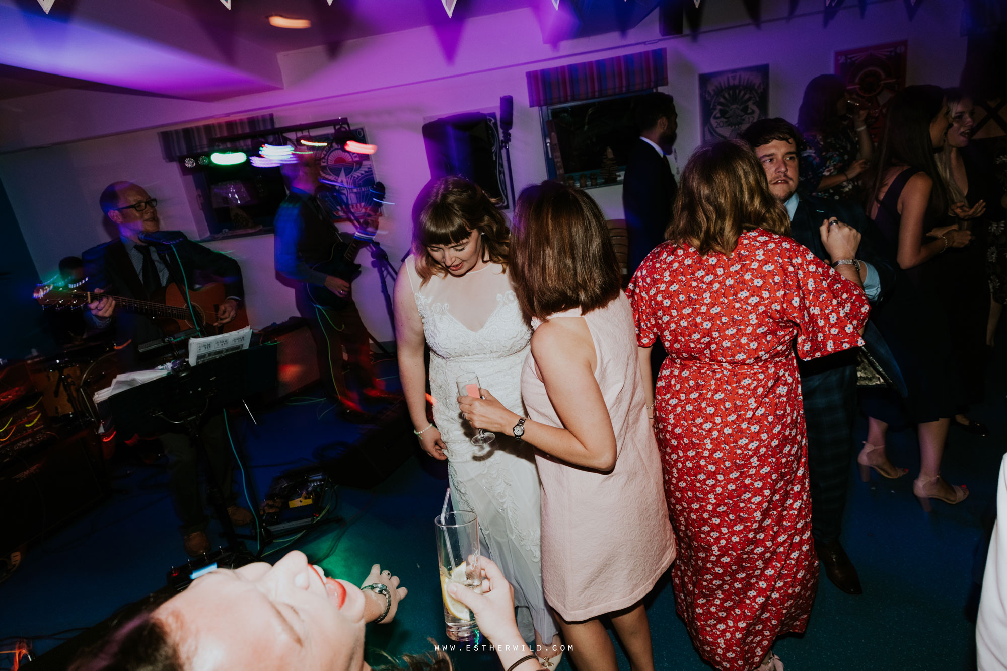 Cromer_Wedding_Beach_Outdoor_Ceremony_Norfolk_North_Lodge_Registry_Office_Rocket_House_Cafe_Cromer_Pier_IMG_5583.jpg