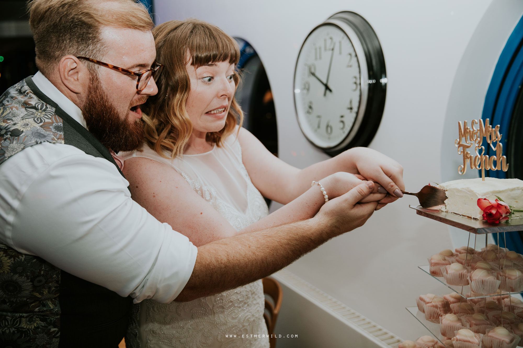 Cromer_Wedding_Beach_Outdoor_Ceremony_Norfolk_North_Lodge_Registry_Office_Rocket_House_Cafe_Cromer_Pier_IMG_5867.jpg