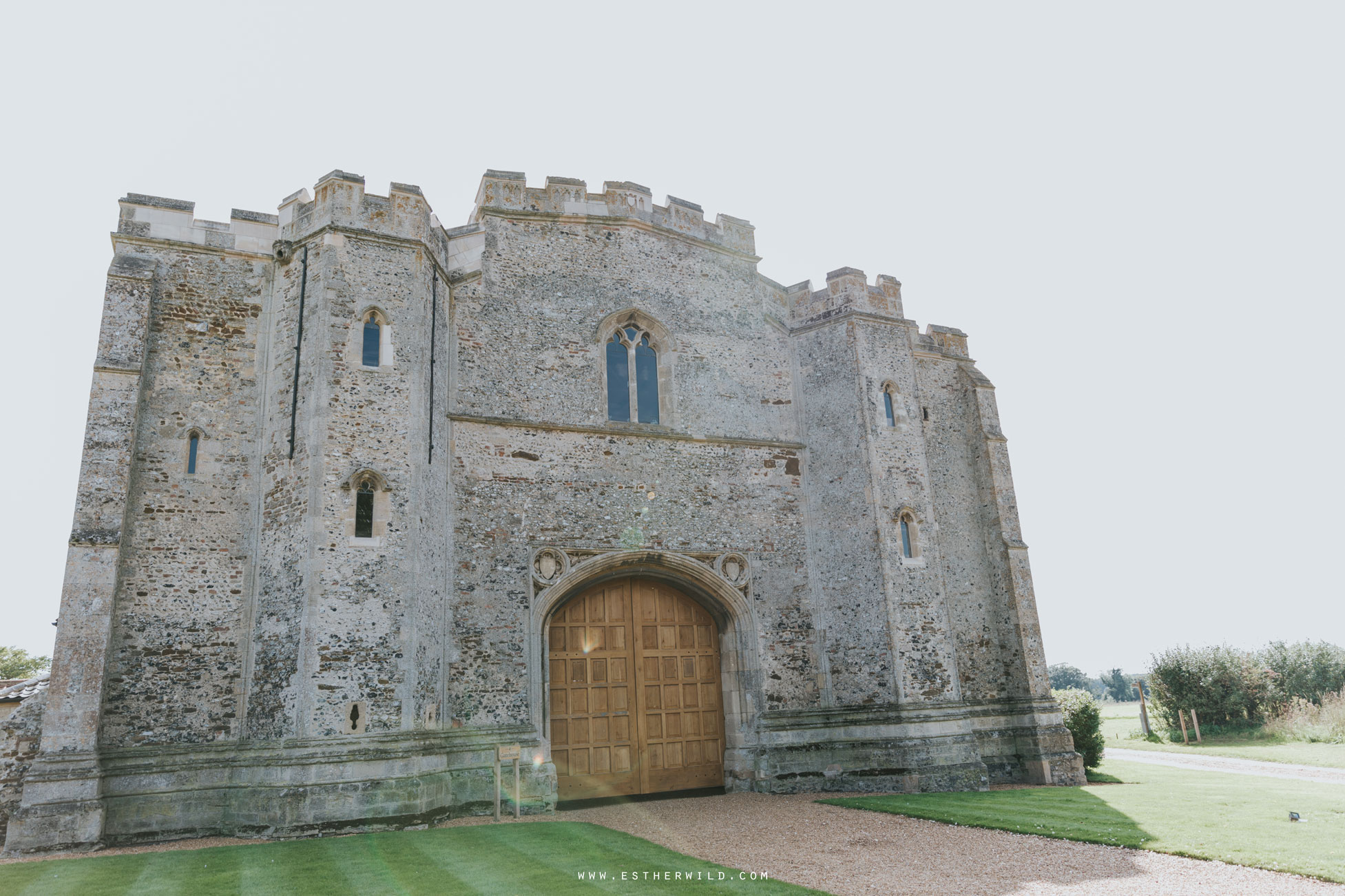 Pentney_Abbey_Wedding_Kings_Lynn_Norfolk_Esther_Wild_Wedding_Photography_IMG_0223.jpg