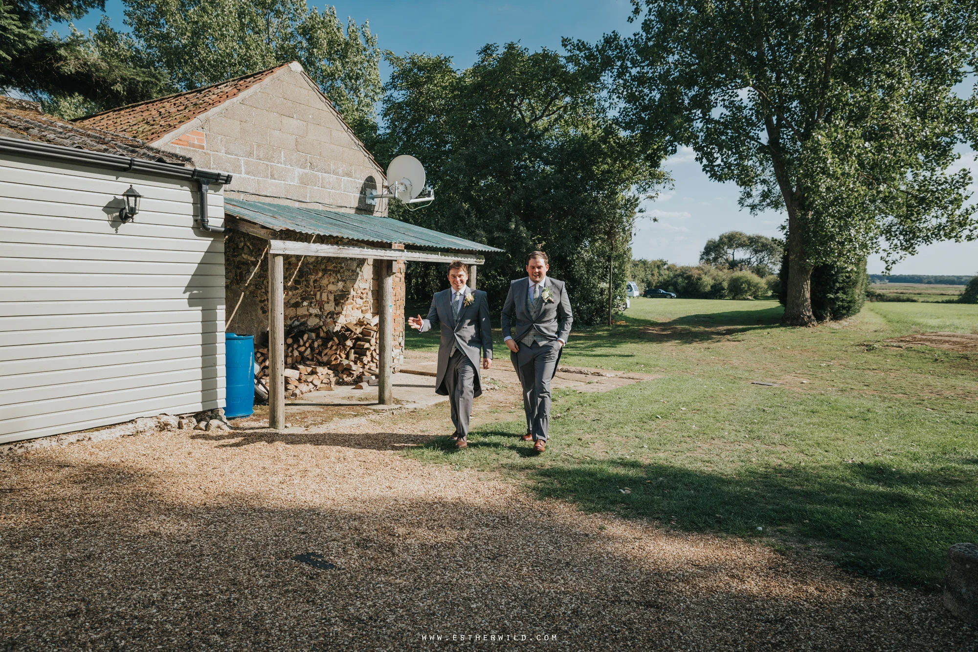 Pentney_Abbey_Wedding_Kings_Lynn_Norfolk_Esther_Wild_Wedding_Photography_IMG_0408.jpg