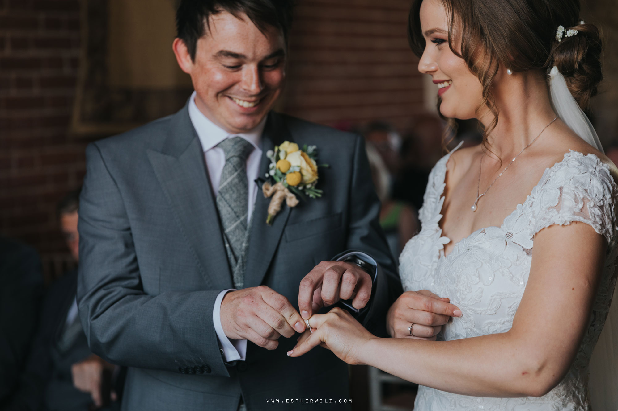 Pentney_Abbey_Wedding_Kings_Lynn_Norfolk_Esther_Wild_Wedding_Photography_IMG_0595.jpg