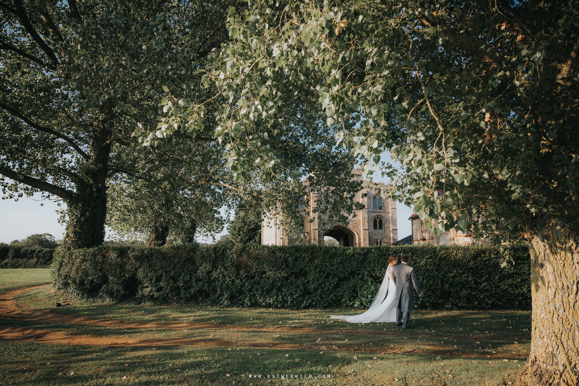 Pentney_Abbey_Wedding_Kings_Lynn_Norfolk_Esther_Wild_Wedding_Photography_IMG_1256.jpg