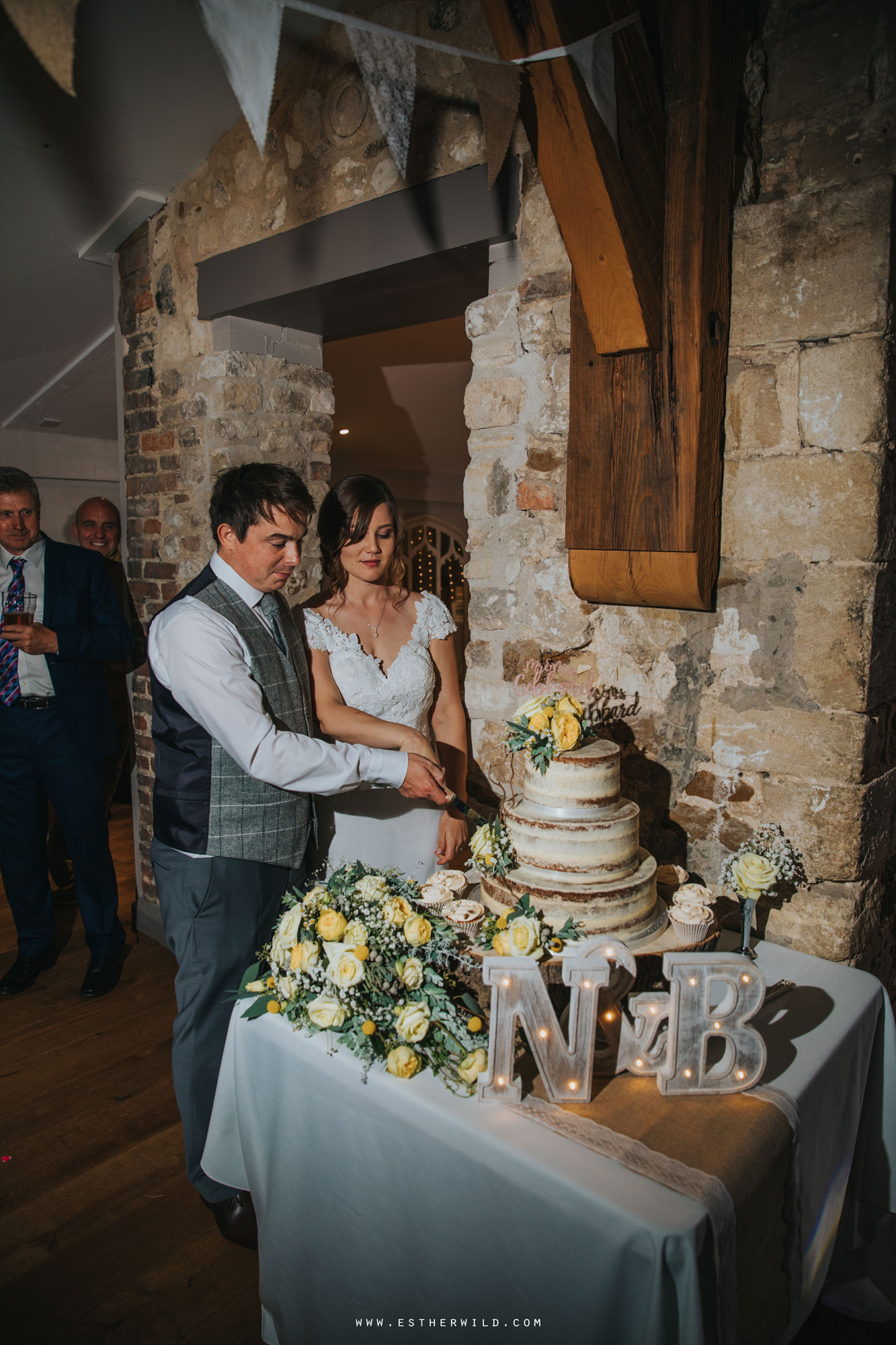 Pentney_Abbey_Wedding_Kings_Lynn_Norfolk_Esther_Wild_Wedding_Photography_IMG_2070.jpg