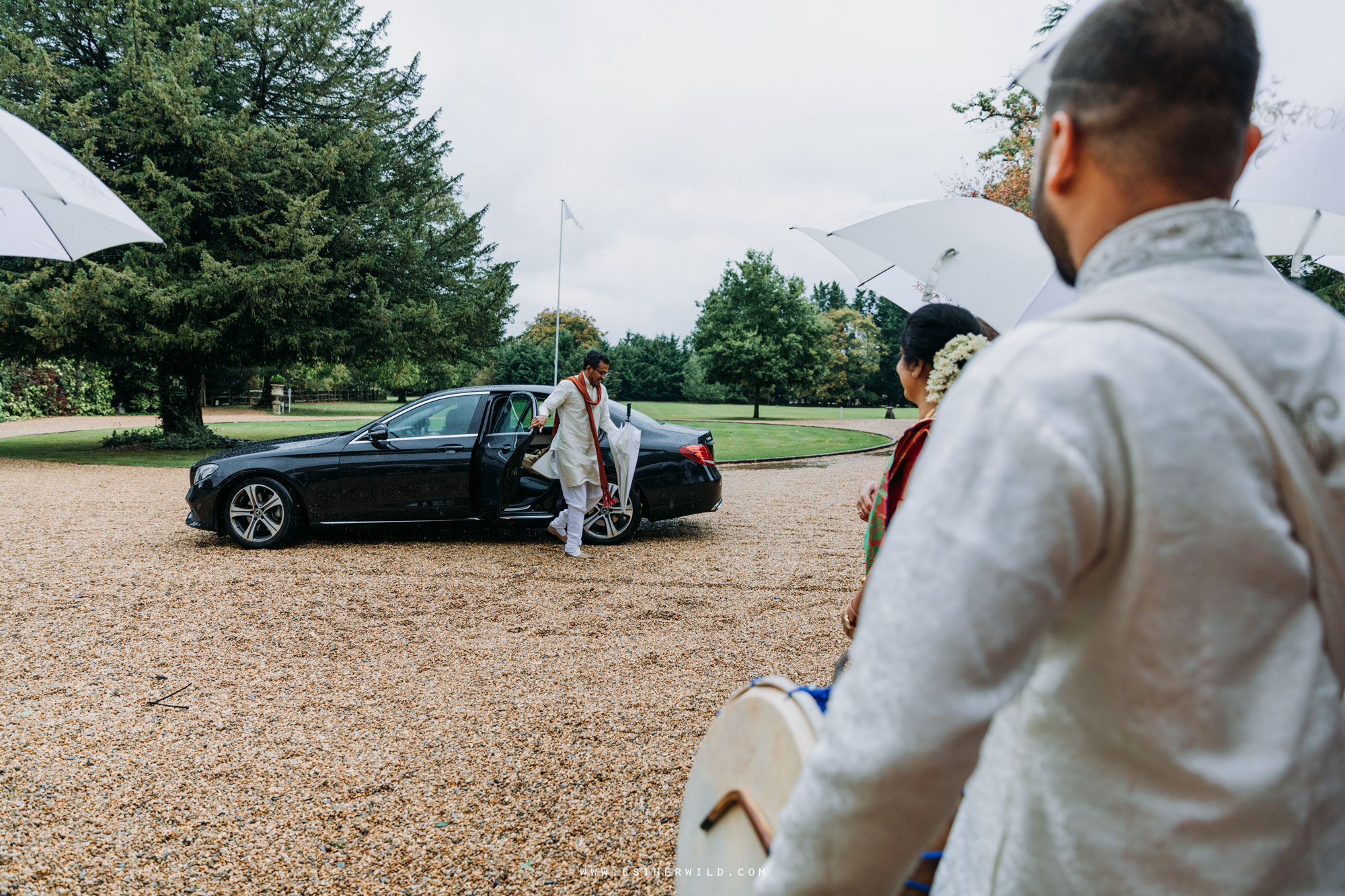 Northbrook_Park_Farnham_Surrey_London_Wedding_Hindu_Fusion_Esther_Wild_Photographer_IMG_3317.jpg