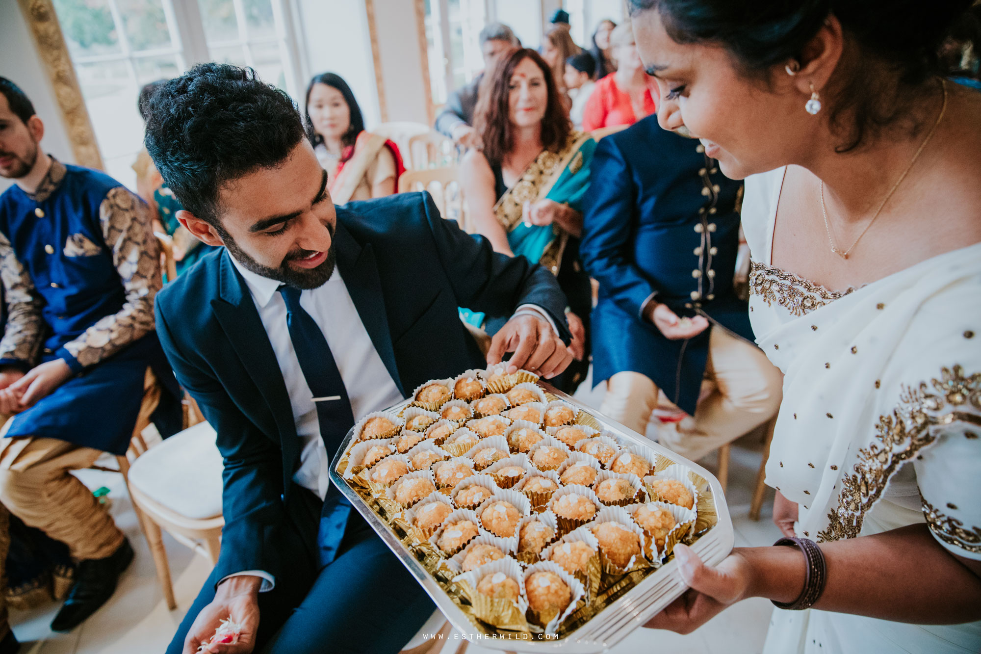 Northbrook_Park_Farnham_Surrey_London_Wedding_Hindu_Fusion_Esther_Wild_Photographer_IMG_4416.jpg