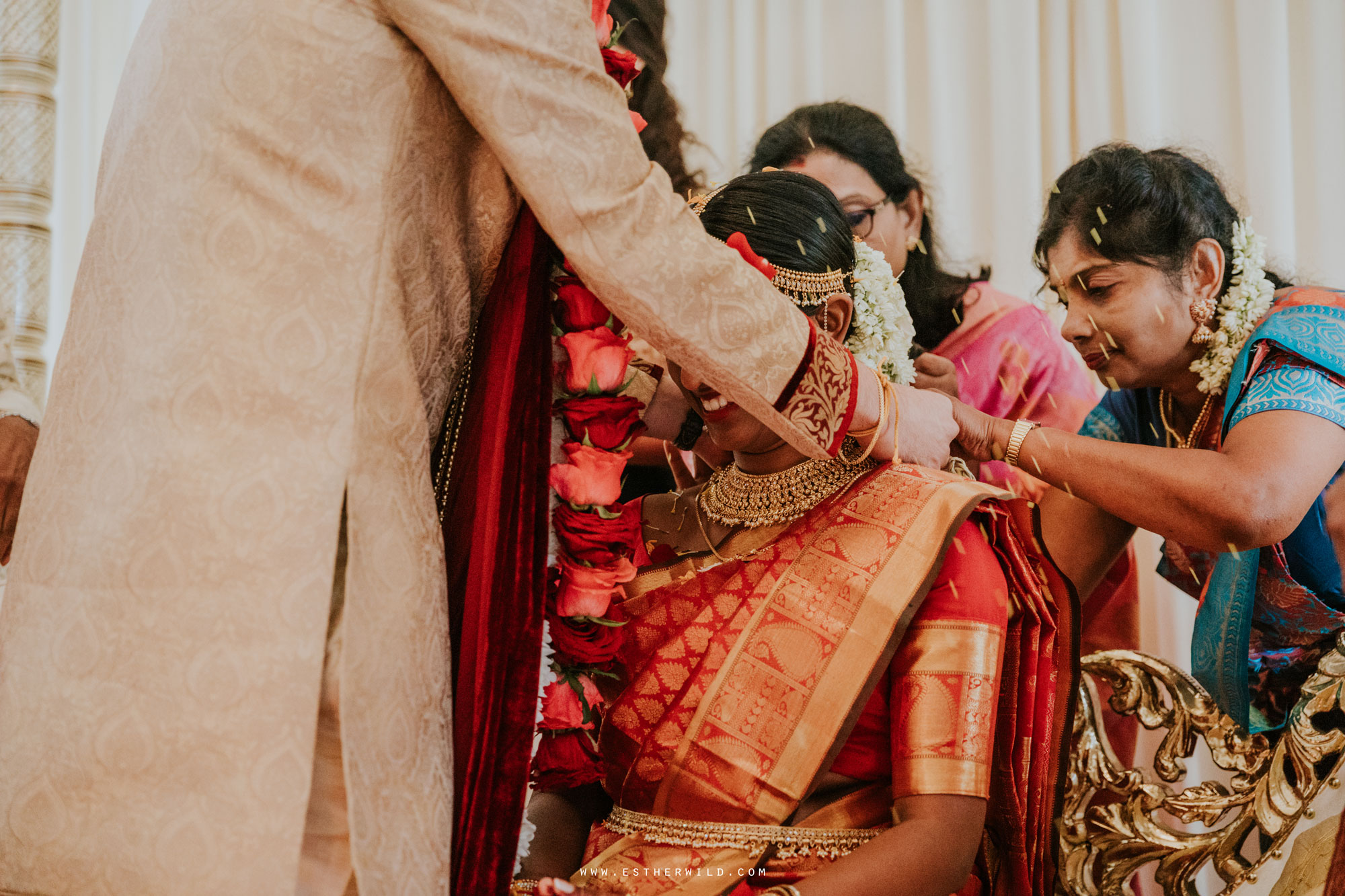 Northbrook_Park_Farnham_Surrey_London_Wedding_Hindu_Fusion_Esther_Wild_Photographer_IMG_4515.jpg