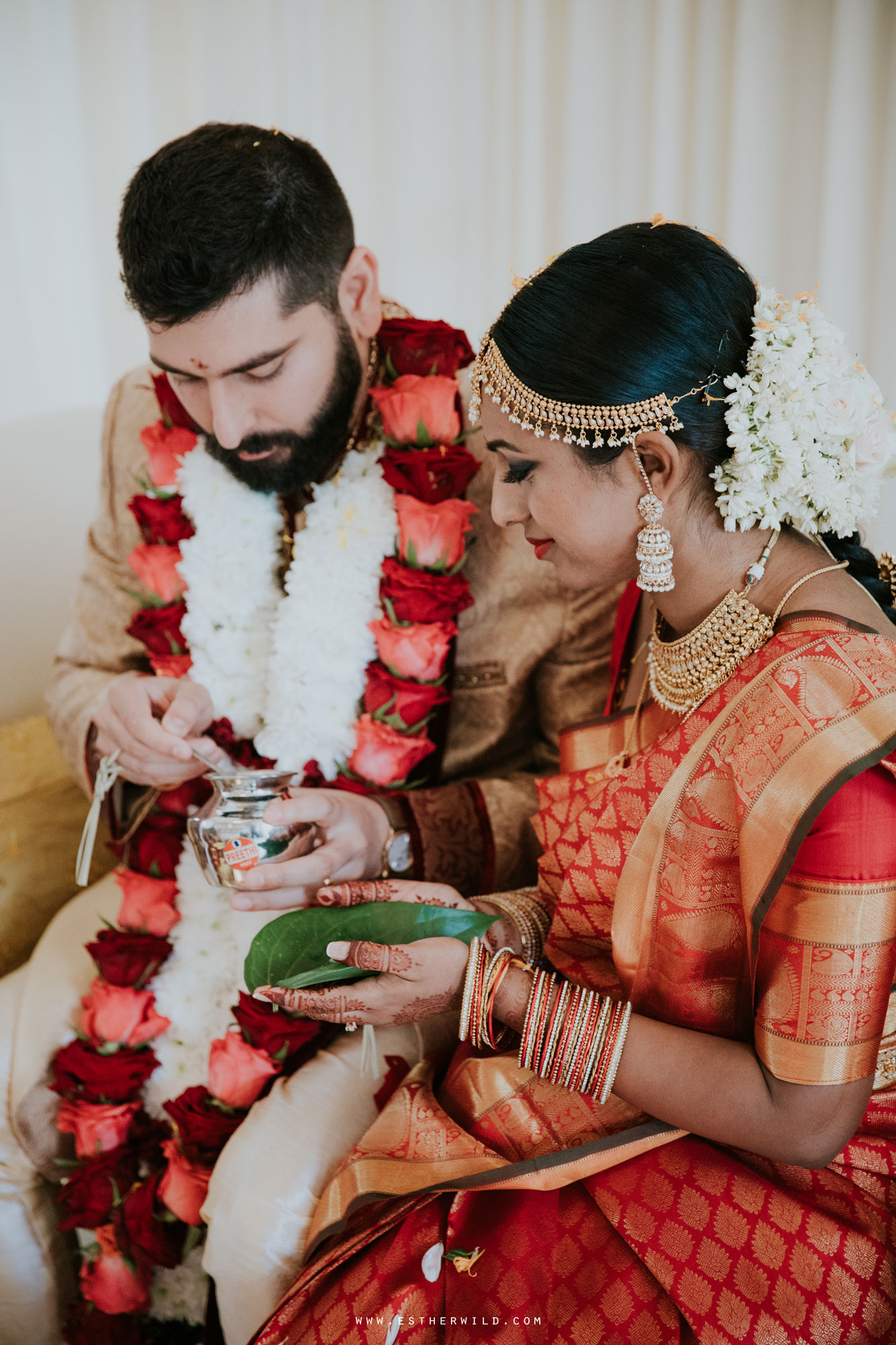 Northbrook_Park_Farnham_Surrey_London_Wedding_Hindu_Fusion_Esther_Wild_Photographer_IMG_4609.jpg