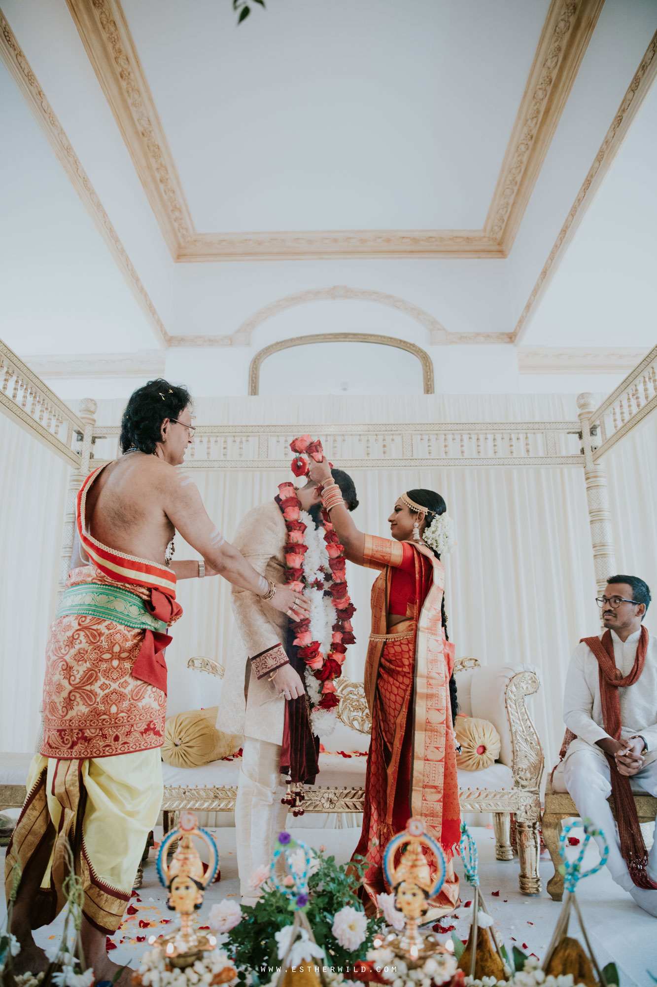 Northbrook_Park_Farnham_Surrey_London_Wedding_Hindu_Fusion_Esther_Wild_Photographer_IMG_4637.jpg