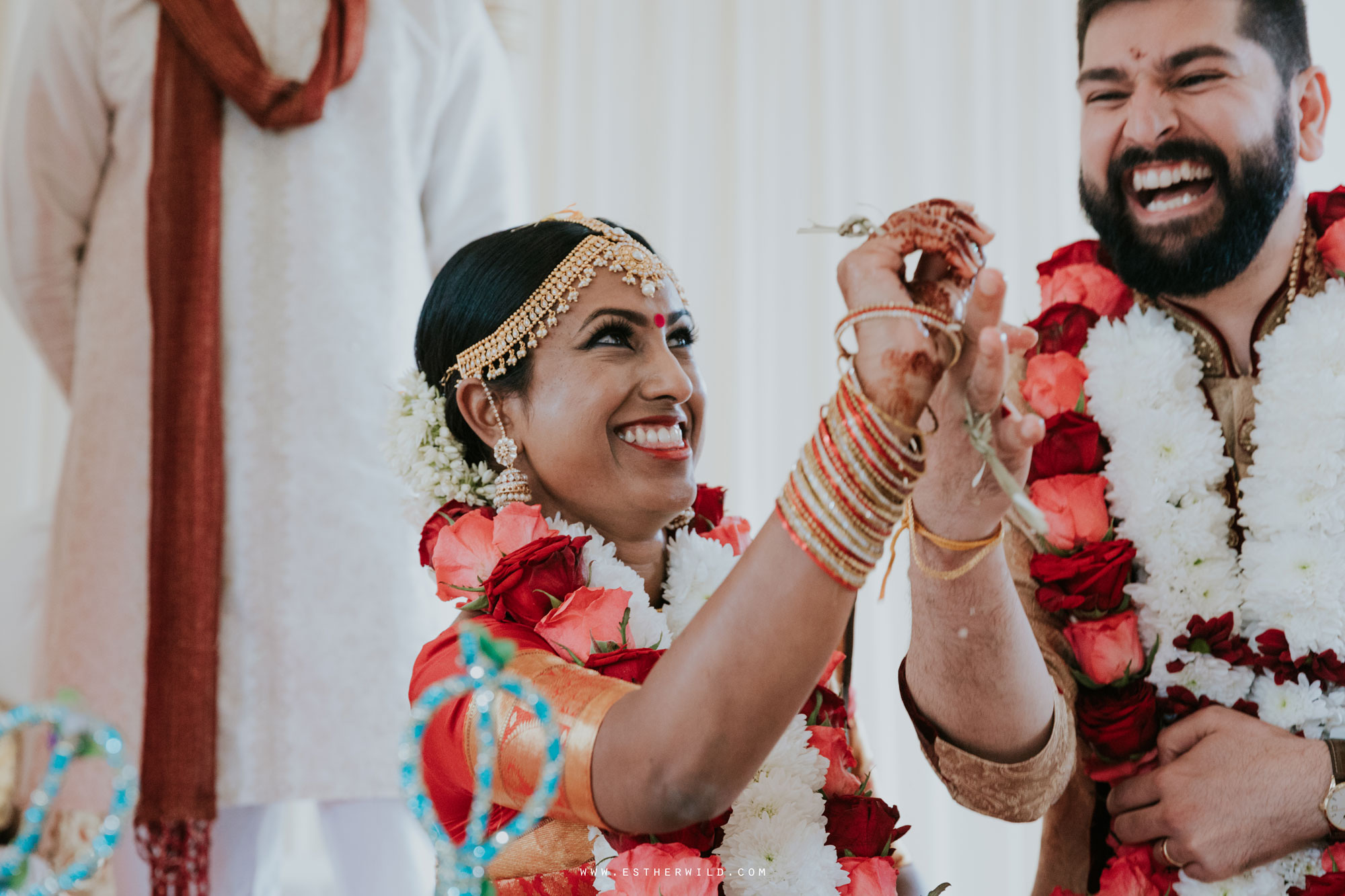 Northbrook_Park_Farnham_Surrey_London_Wedding_Hindu_Fusion_Esther_Wild_Photographer_IMG_4804.jpg