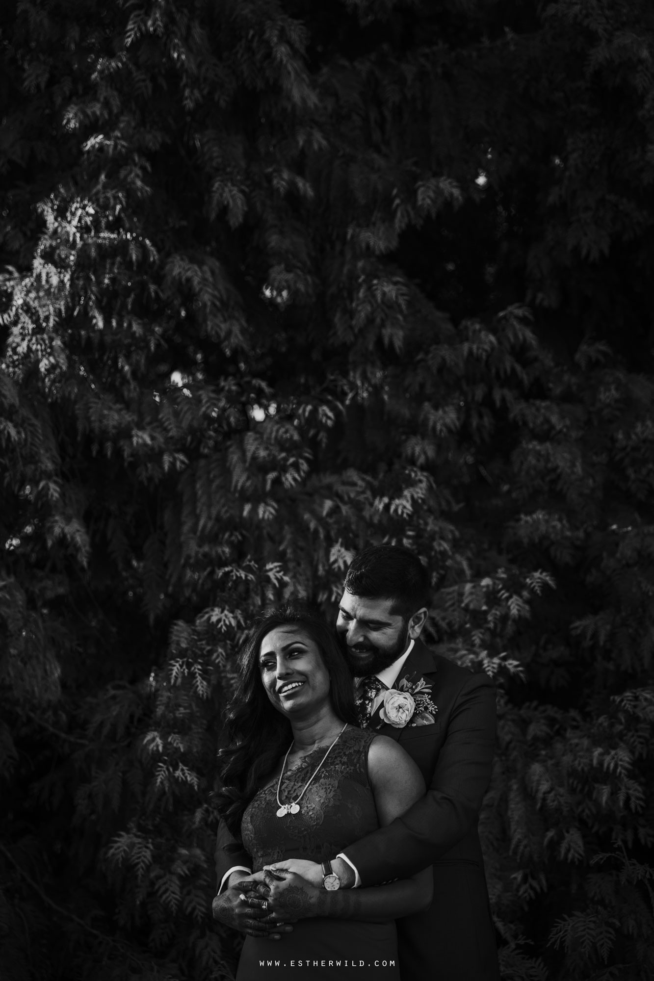 Northbrook_Park_Farnham_Surrey_London_Wedding_Hindu_Fusion_Esther_Wild_Photographer_IMG_5611-2.jpg