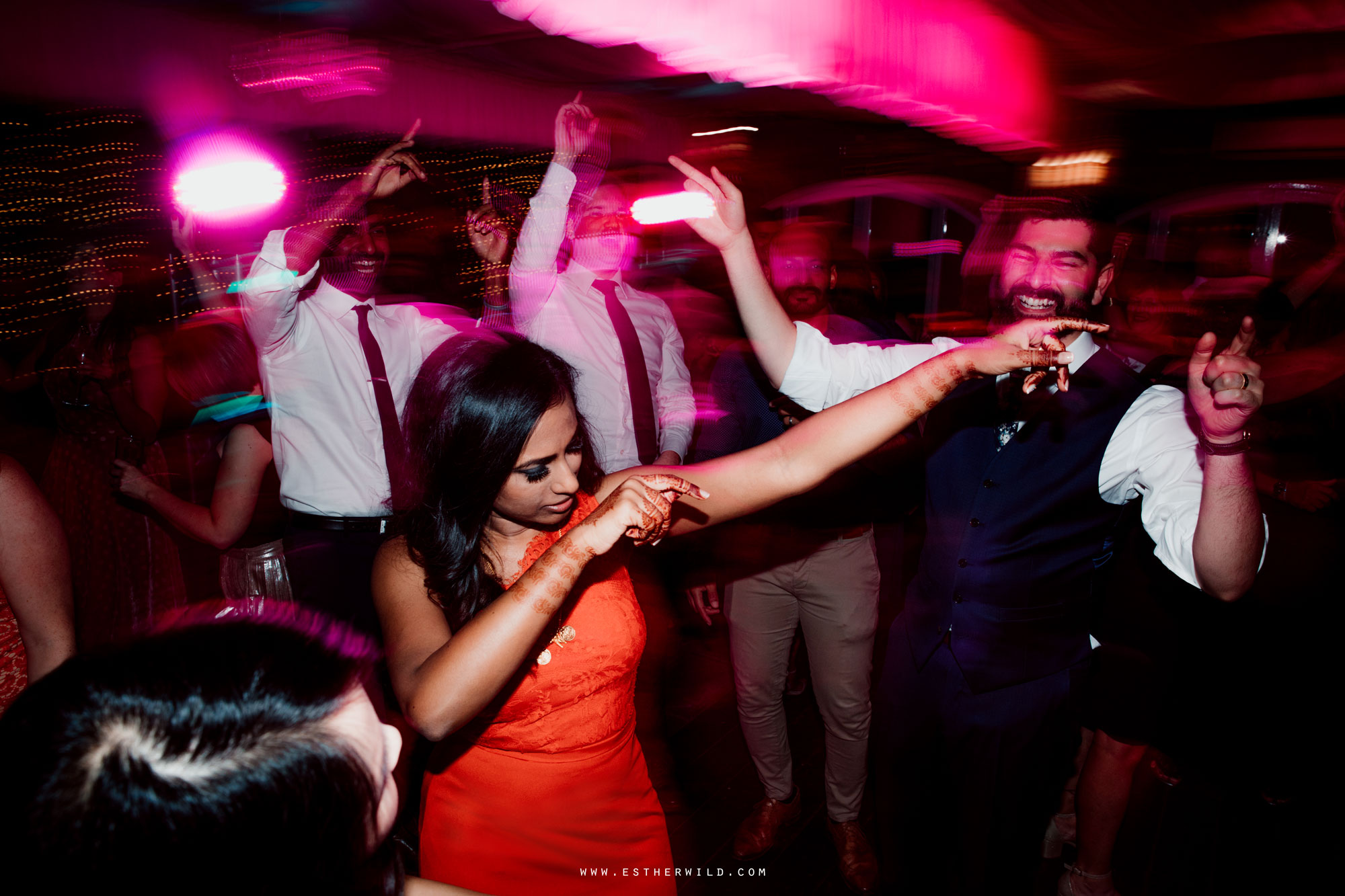 Northbrook_Park_Farnham_Surrey_London_Wedding_Hindu_Fusion_Esther_Wild_Photographer_IMG_6828.jpg