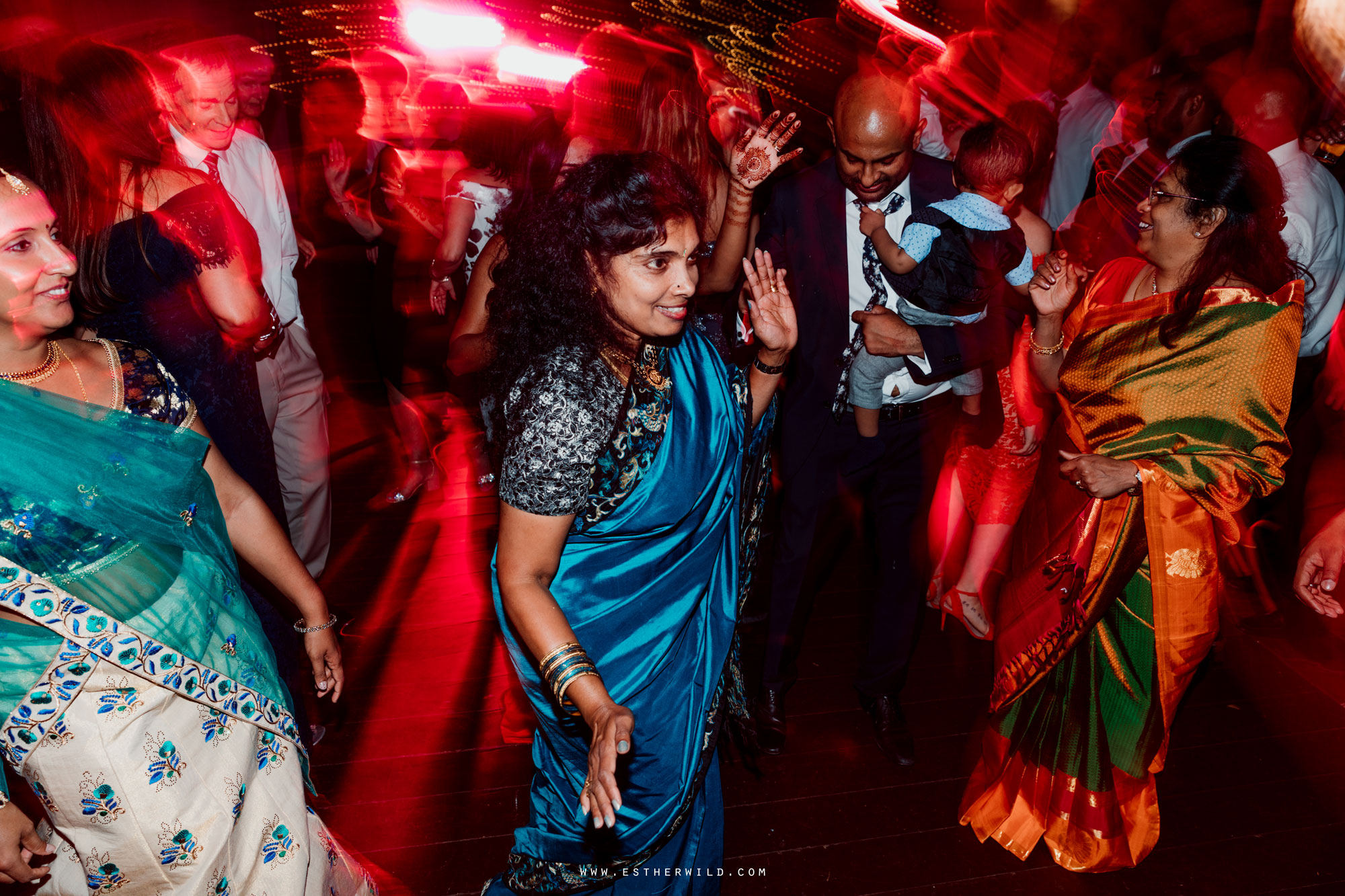 Northbrook_Park_Farnham_Surrey_London_Wedding_Hindu_Fusion_Esther_Wild_Photographer_IMG_7131.jpg