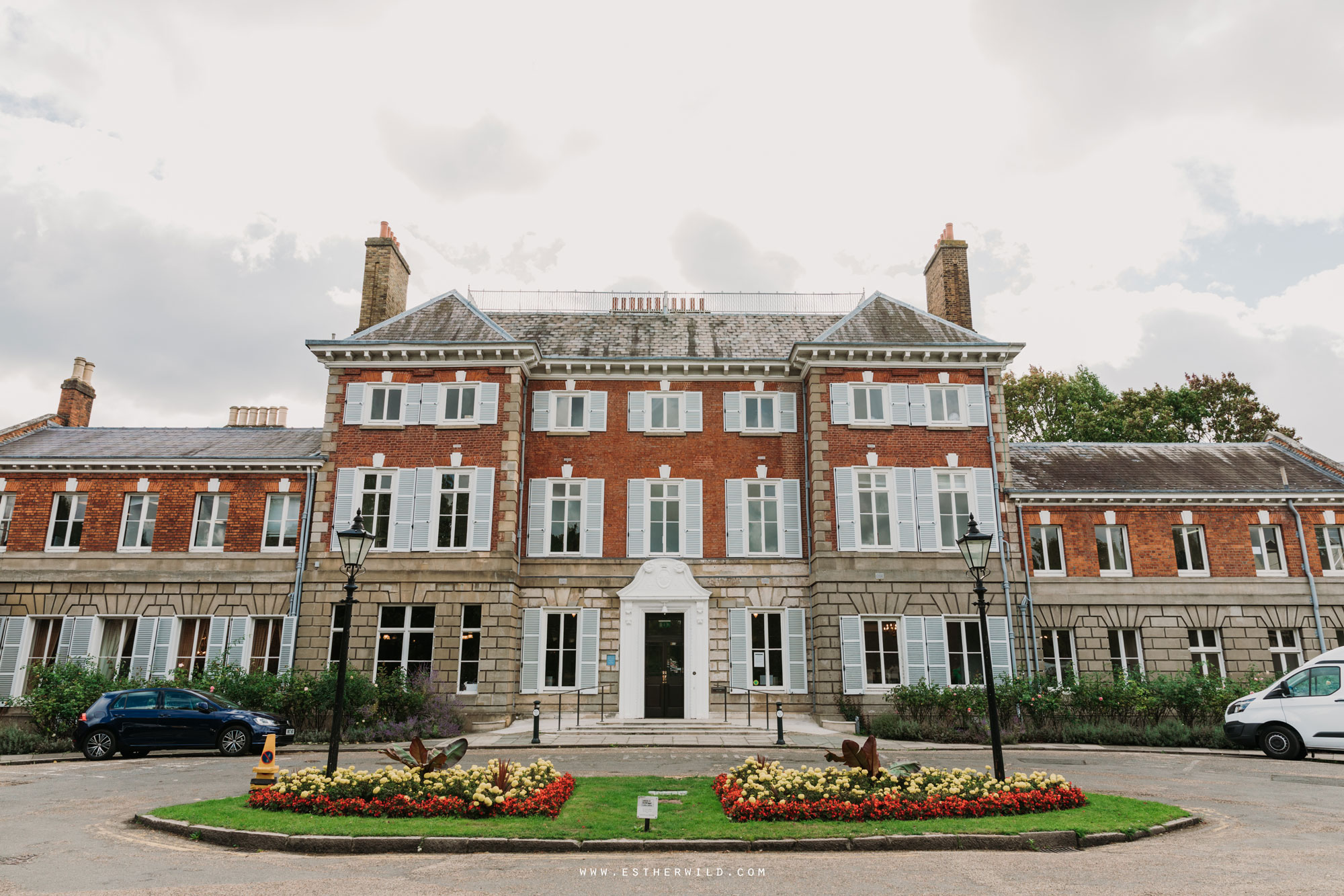 Twickenham_Registry_Office_London_Wedding_Ceremony_Esther_Wild_Photographer_IMG_0006.jpg