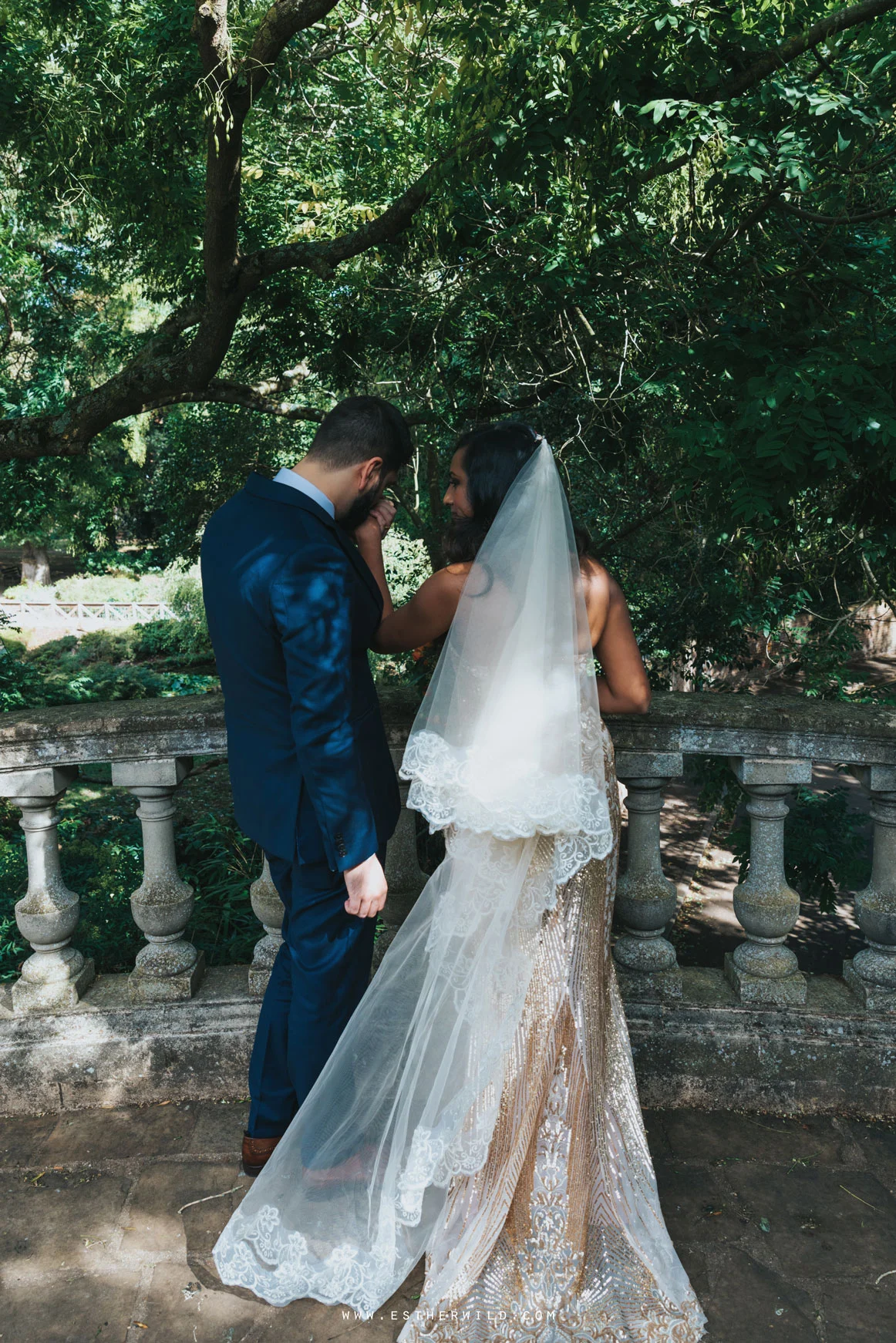 Twickenham_Registry_Office_London_Wedding_Ceremony_Esther_Wild_Photographer_IMG_0712.jpg