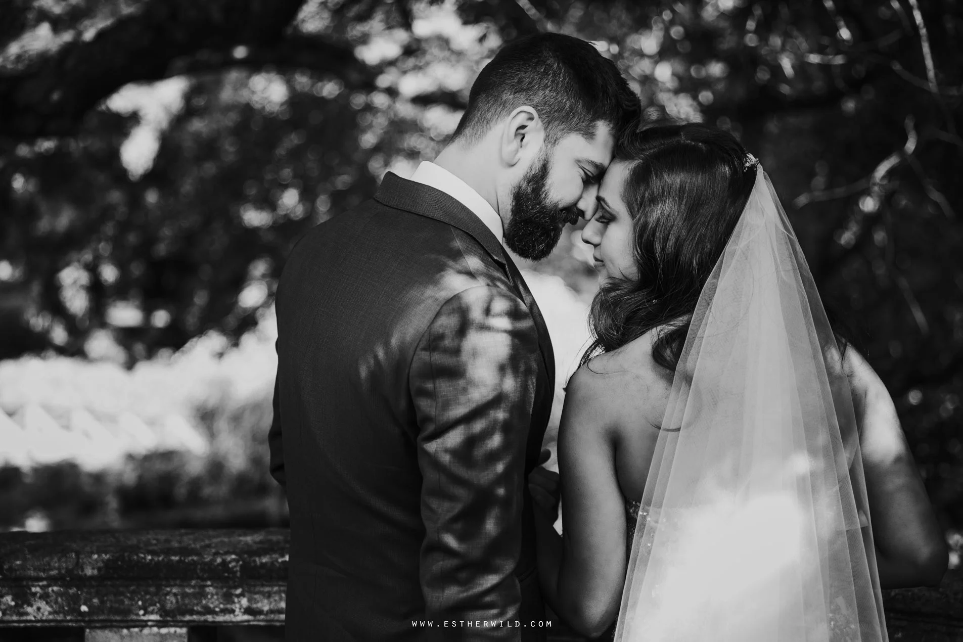 Twickenham_Registry_Office_London_Wedding_Ceremony_Esther_Wild_Photographer_IMG_0718.jpg