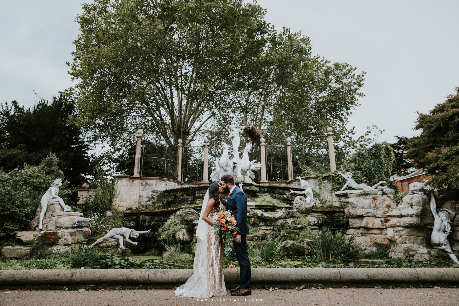 Twickenham_Registry_Office_London_Wedding_Ceremony_Esther_Wild_Photographer_IMG_0772.jpg