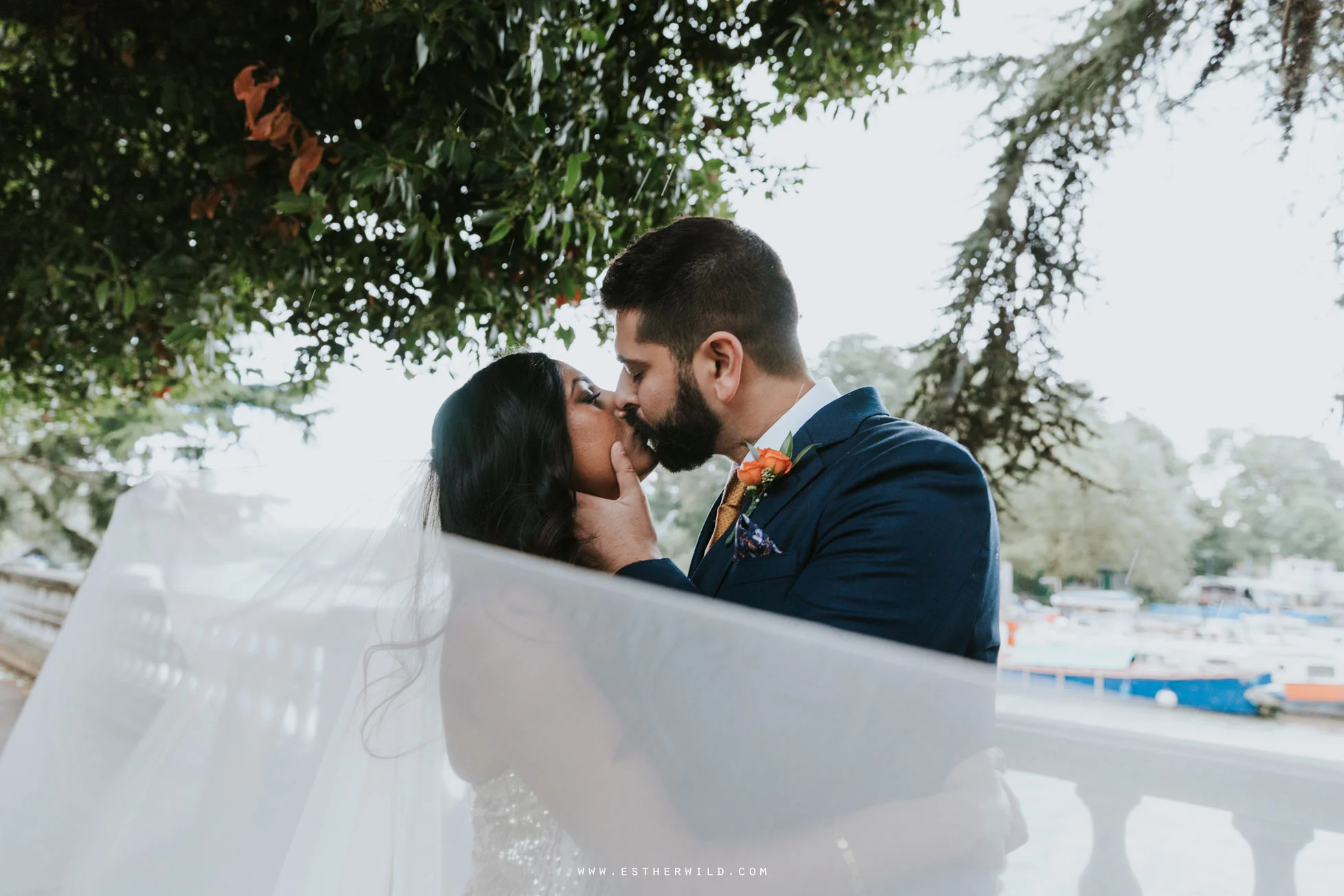 Twickenham_Registry_Office_London_Wedding_Ceremony_Esther_Wild_Photographer_IMG_0841.jpg