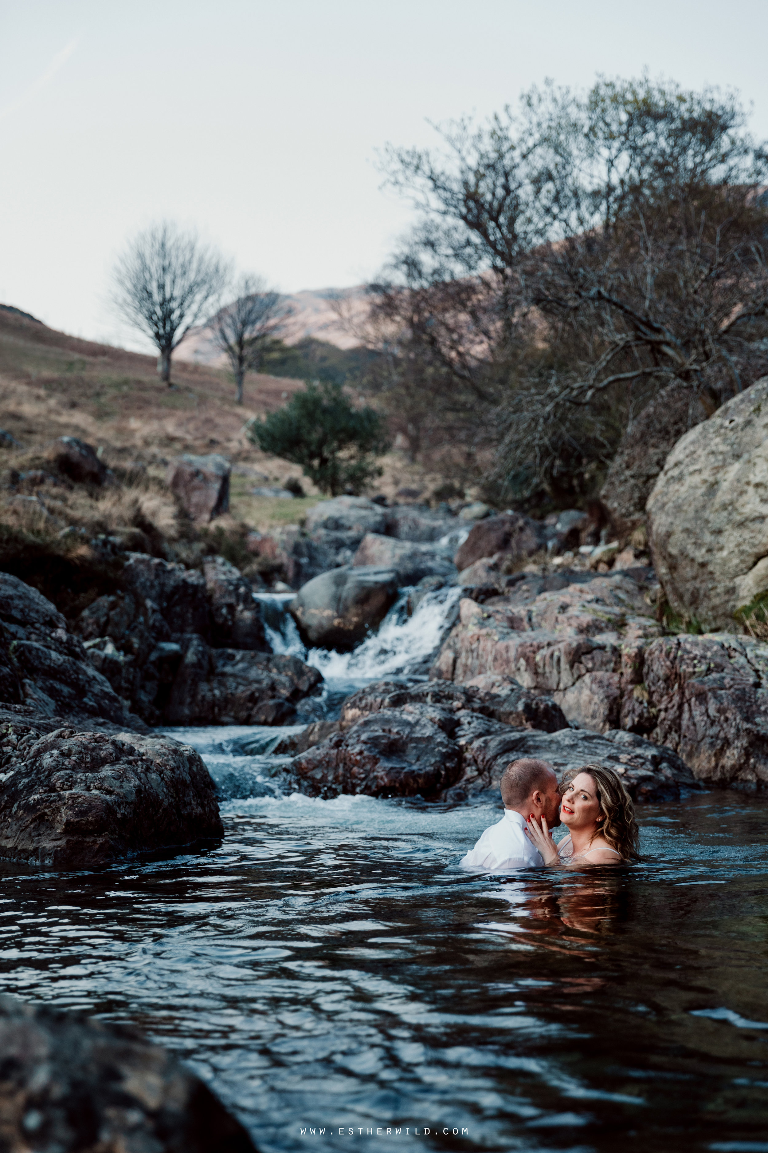 Cumbria_Lake_District_Wasdale_Wedding_Photographer_Destination_Engagement_Anniversary_Esther_Wild_IMG_4425.jpg