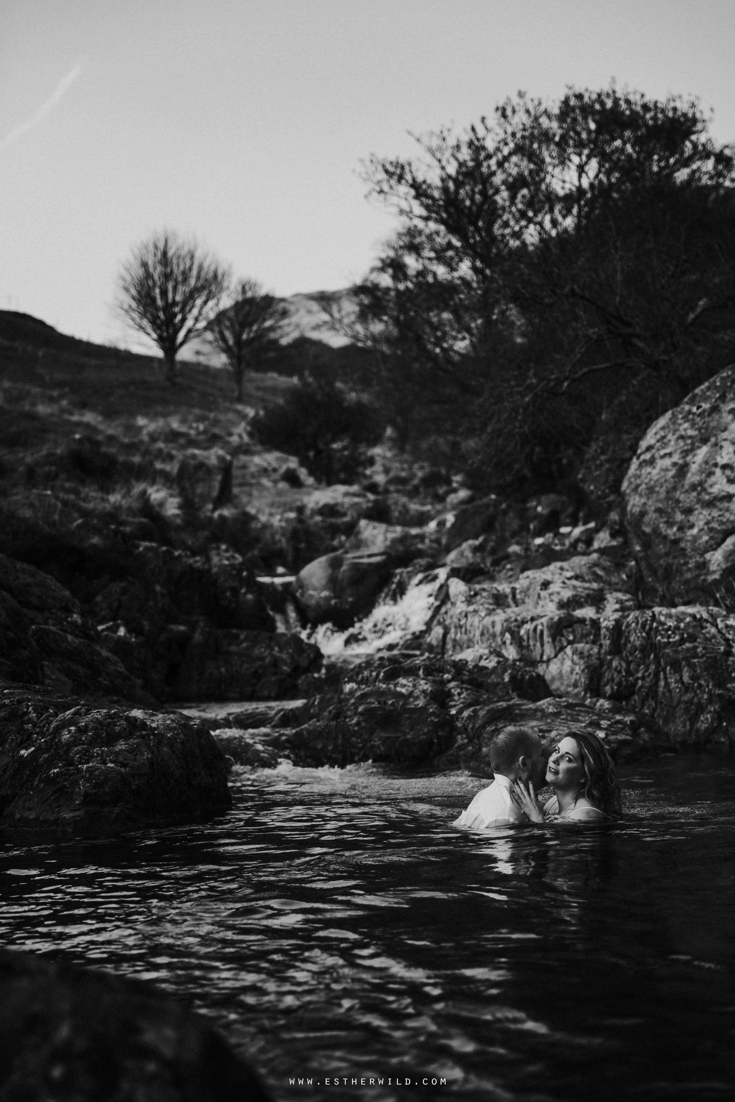 Cumbria_Lake_District_Wasdale_Wedding_Photographer_Destination_Engagement_Anniversary_Esther_Wild_IMG_4424.jpg