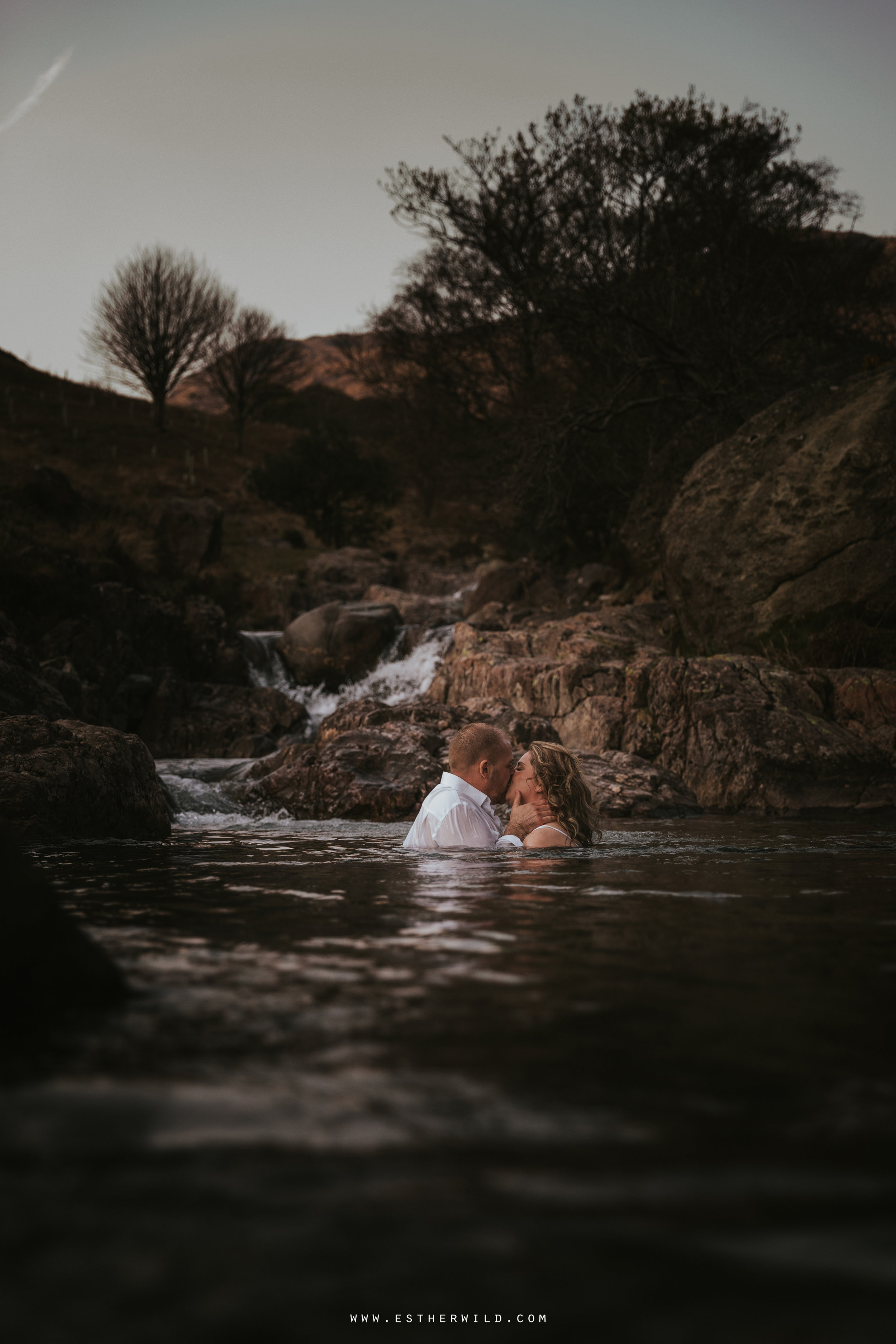 Cumbria_Lake_District_Wasdale_Wedding_Photographer_Destination_Engagement_Anniversary_Esther_Wild_IMG_4447.jpg