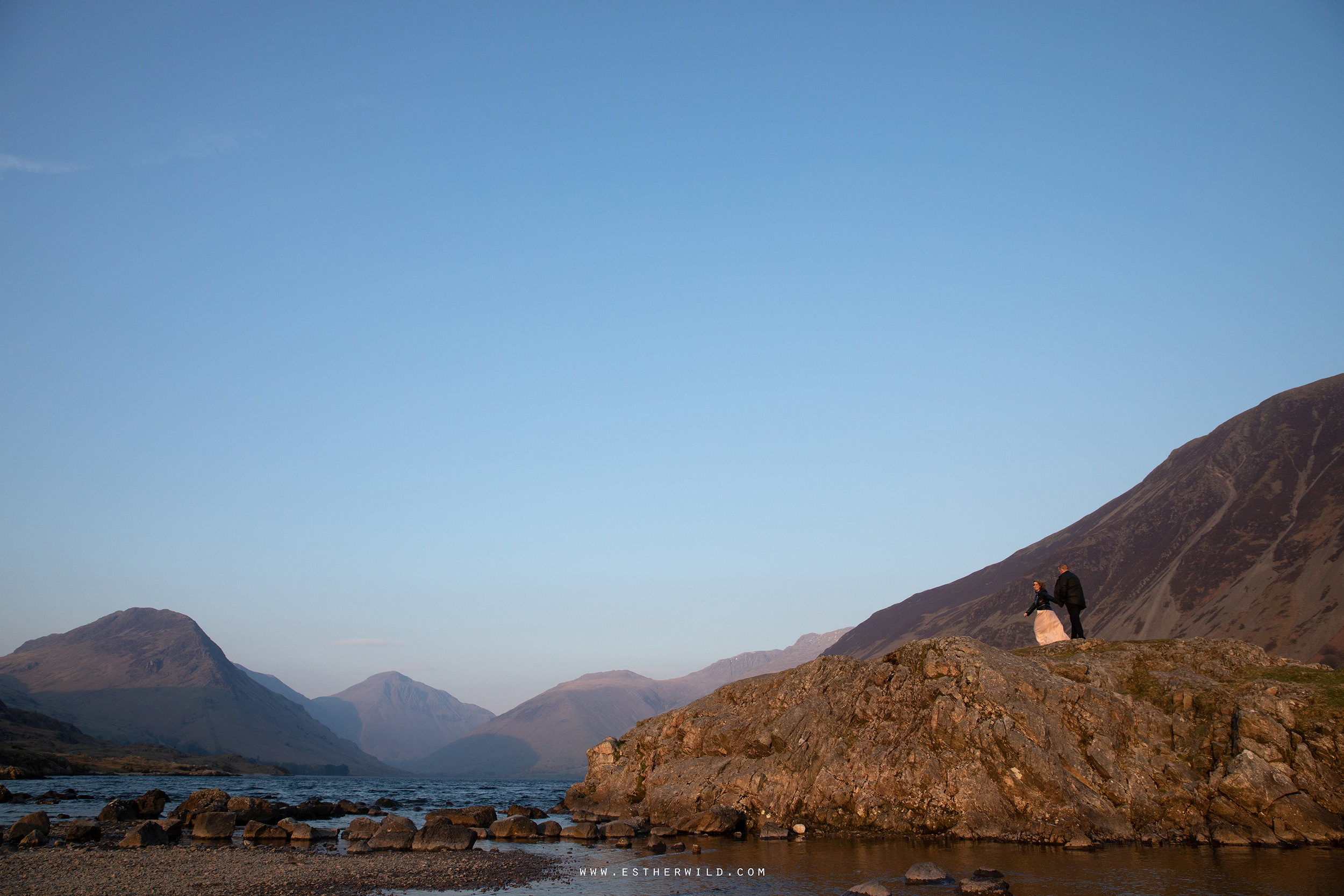 Cumbria_Lake_District_Wasdale_Wedding_Photographer_Destination_Engagement_Anniversary_Esther_Wild_IMG_4661.jpg