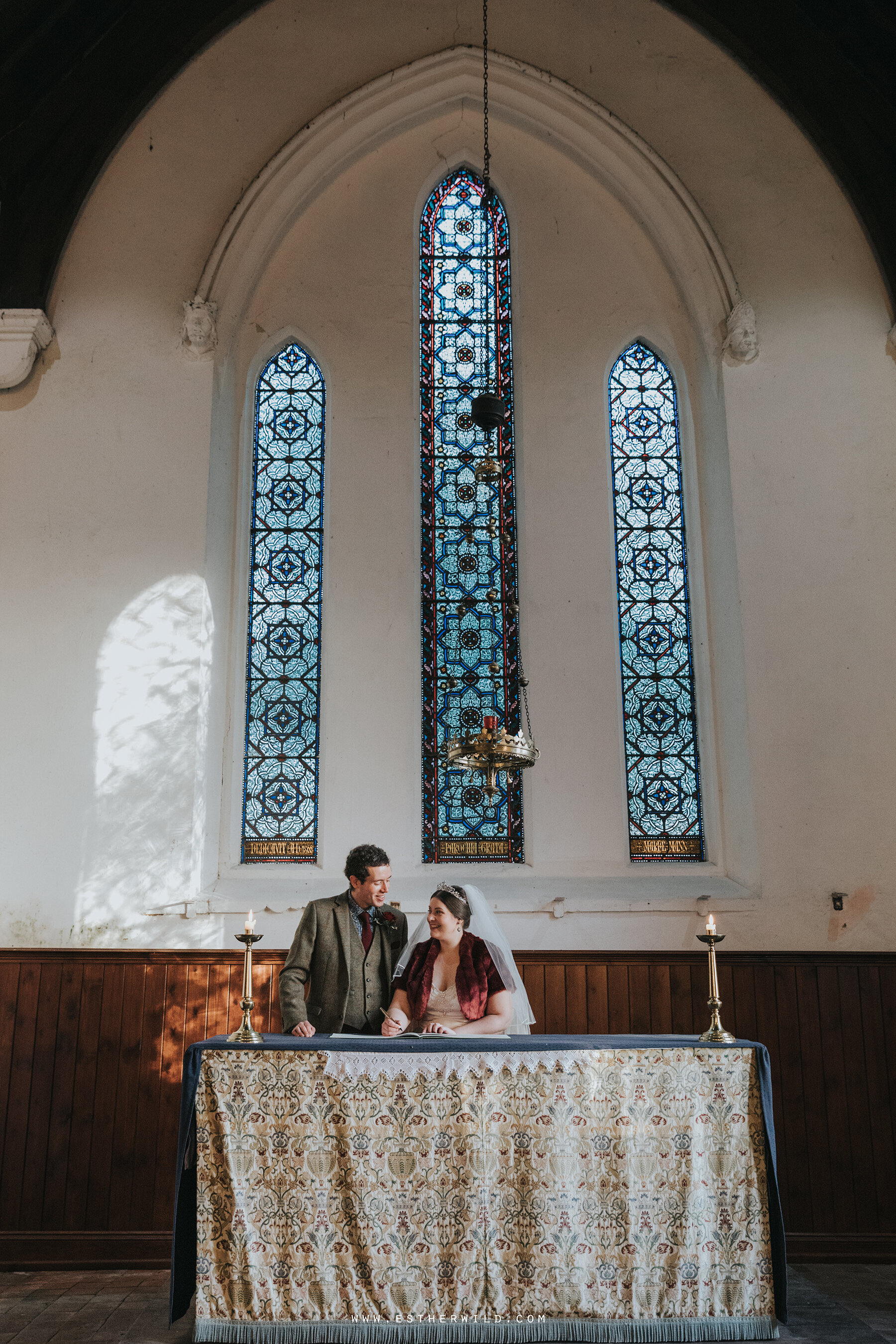 Esther_Wild_Photographer_Kings_Lynn_Town_Hall_Wedding_Tilney_St_Lawrence_Winter_Wedding_Photography_IMG_0548.jpg