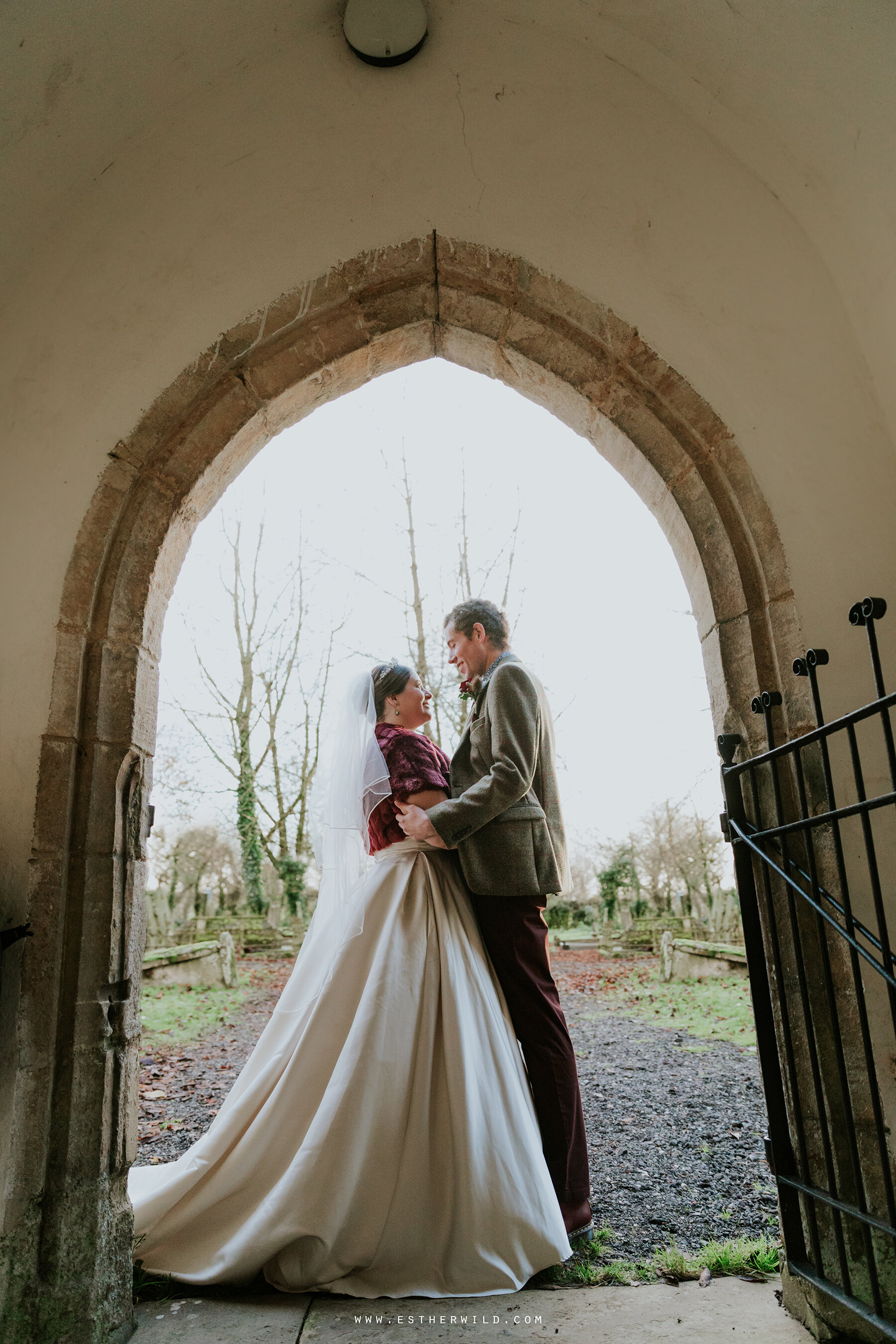 Esther_Wild_Photographer_Kings_Lynn_Town_Hall_Wedding_Tilney_St_Lawrence_Winter_Wedding_Photography_IMG_0939.jpg