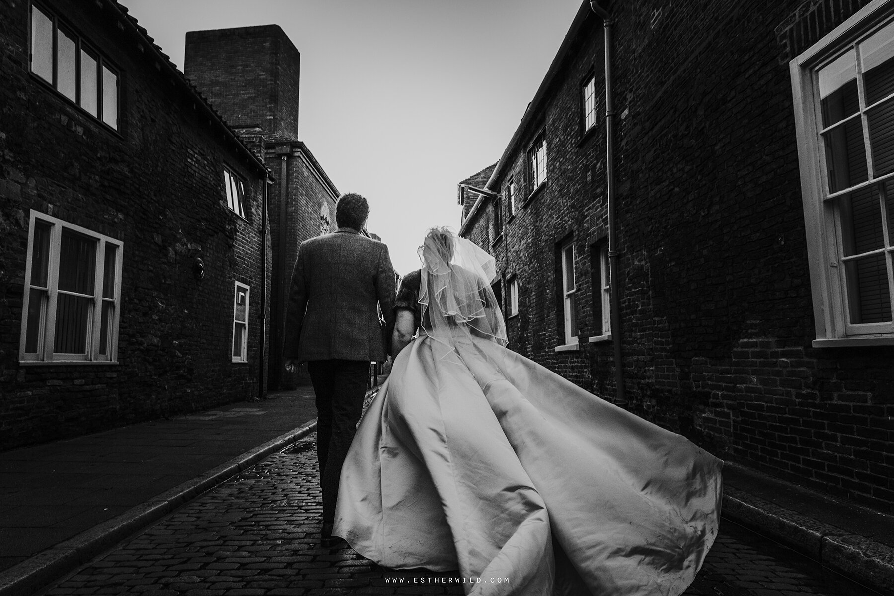 Esther_Wild_Photographer_Kings_Lynn_Town_Hall_Wedding_Tilney_St_Lawrence_Winter_Wedding_Photography_IMG_1041-2.jpg